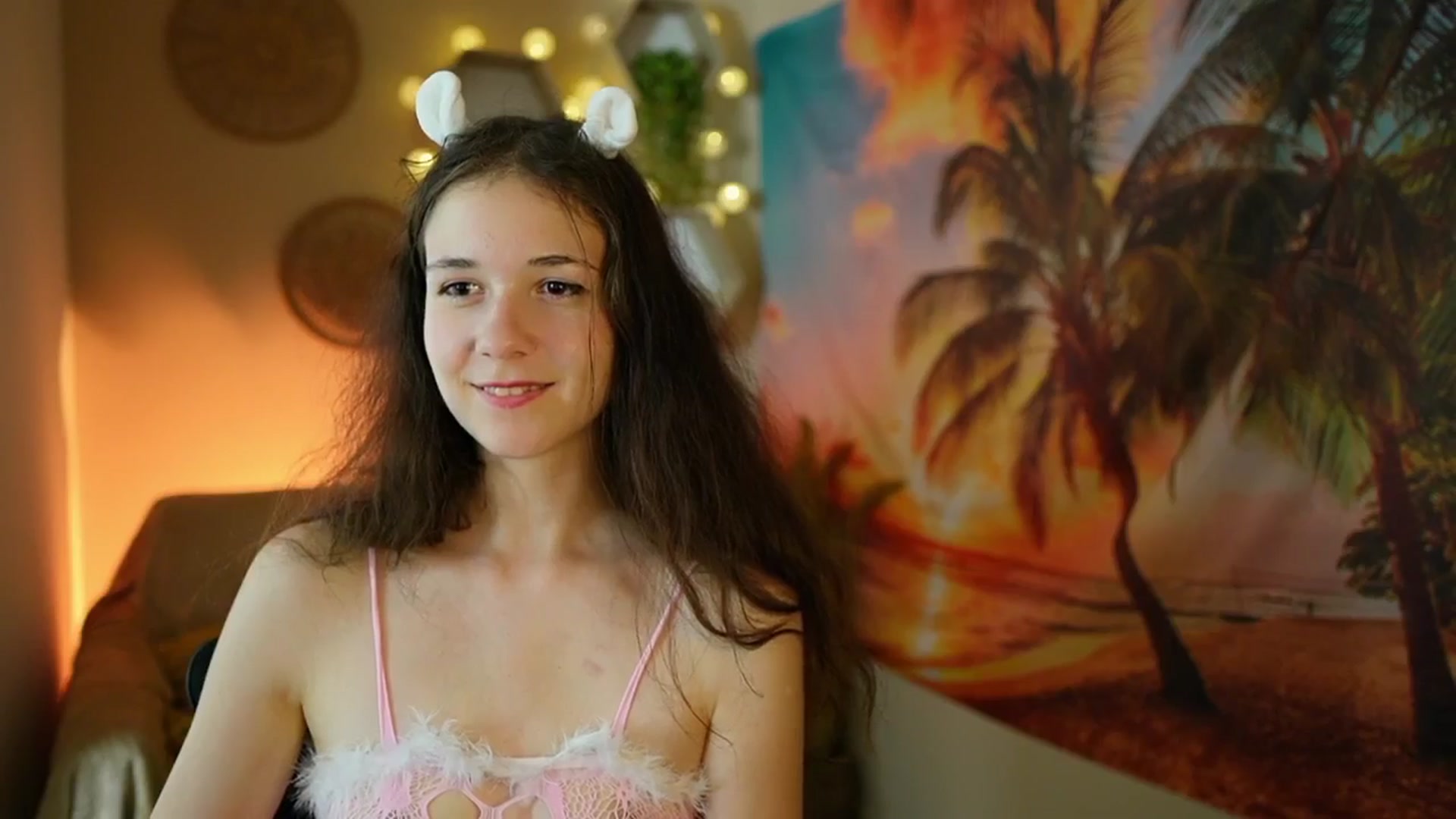 Gallery image thumbnail from Ava__Taylor_'s myfreecams stream on, 08/30/2024, 16:52 image 7 of 20
