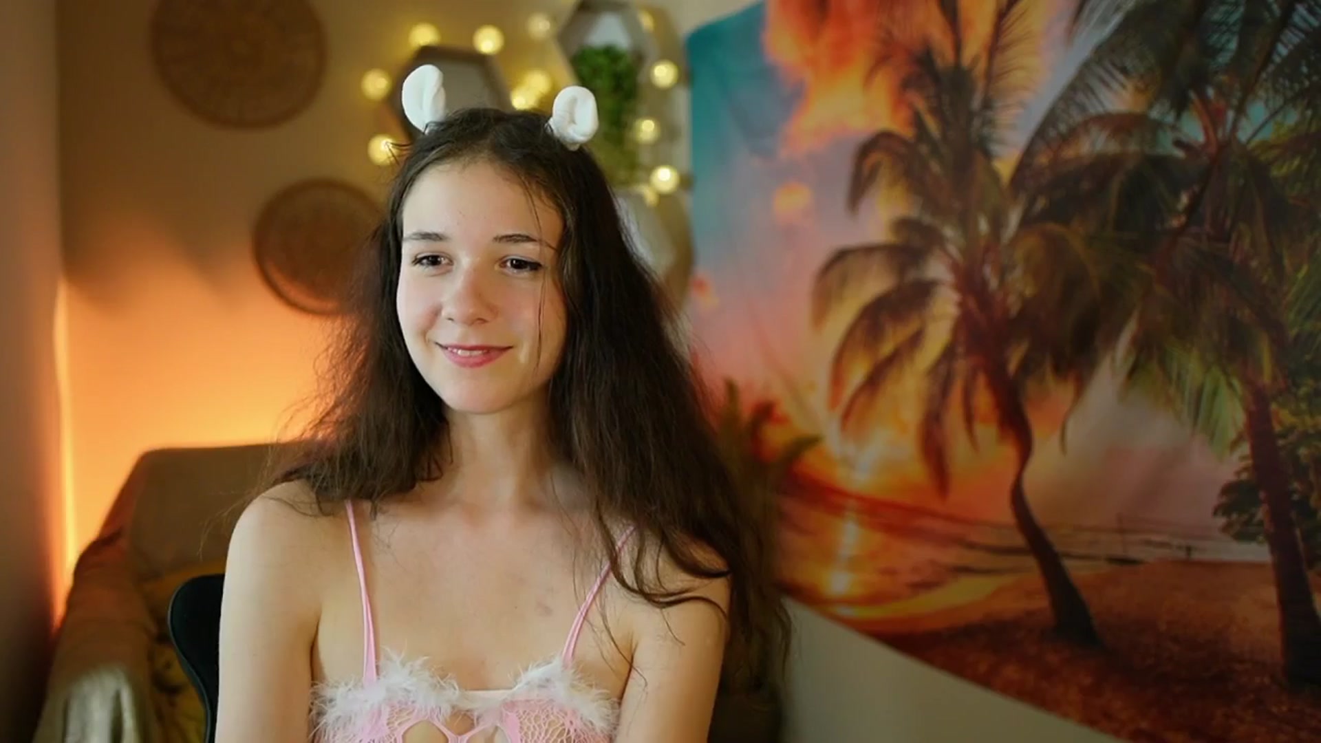 Gallery image thumbnail from Ava__Taylor_'s myfreecams stream on, 08/30/2024, 16:52 image 10 of 20