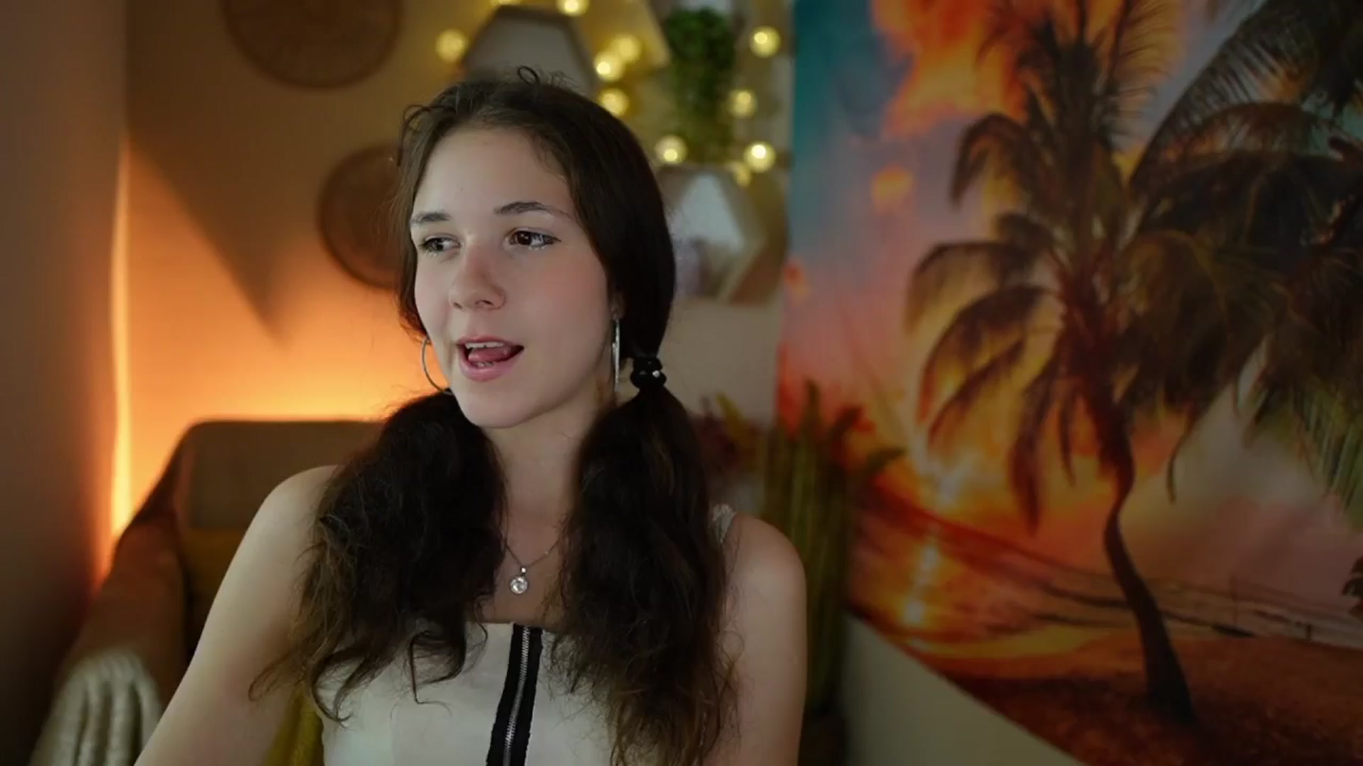 Gallery image thumbnail from Ava__Taylor_'s myfreecams stream on, 09/03/2024, 15:02 image 19 of 20