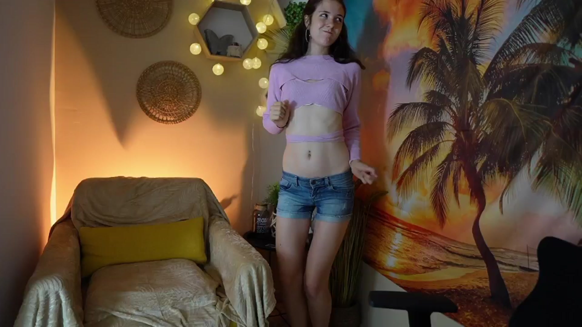 Gallery image thumbnail from Ava__Taylor_'s myfreecams stream on, 09/04/2024, 13:59 image 6 of 20
