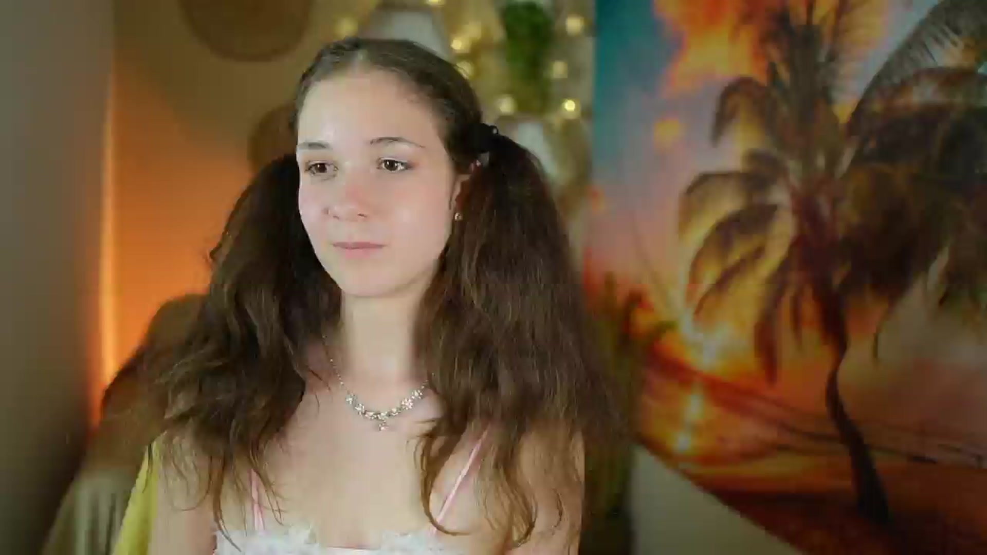 Gallery image thumbnail from Ava__Taylor_'s myfreecams stream on, 09/07/2024, 16:49 image 14 of 20