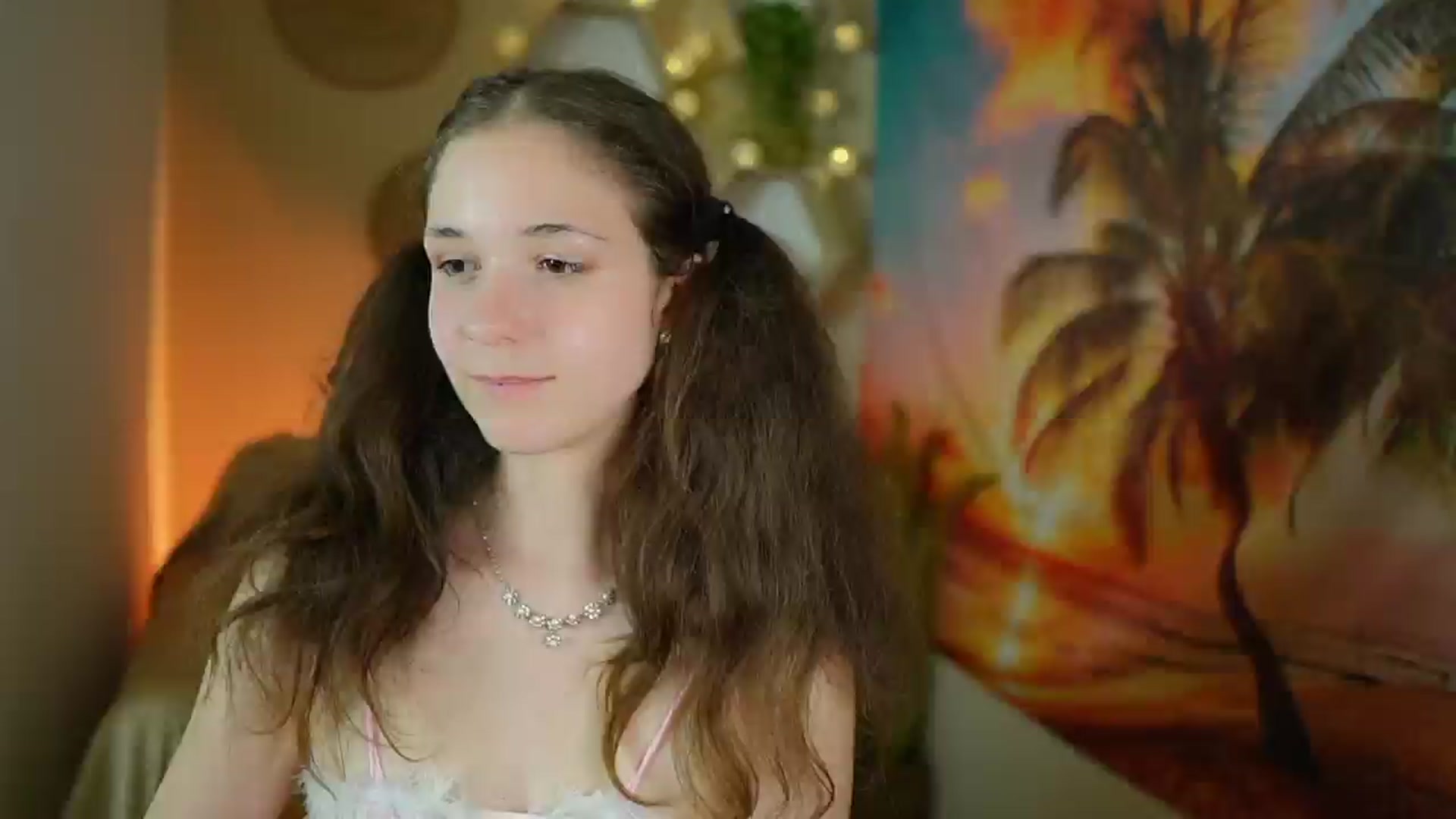 Gallery image thumbnail from Ava__Taylor_'s myfreecams stream on, 09/07/2024, 16:49 image 18 of 20