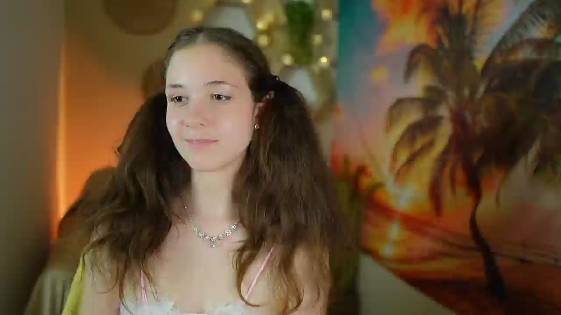 Gallery image thumbnail from Ava__Taylor_'s myfreecams stream on, 09/07/2024, 16:49 image 15 of 20