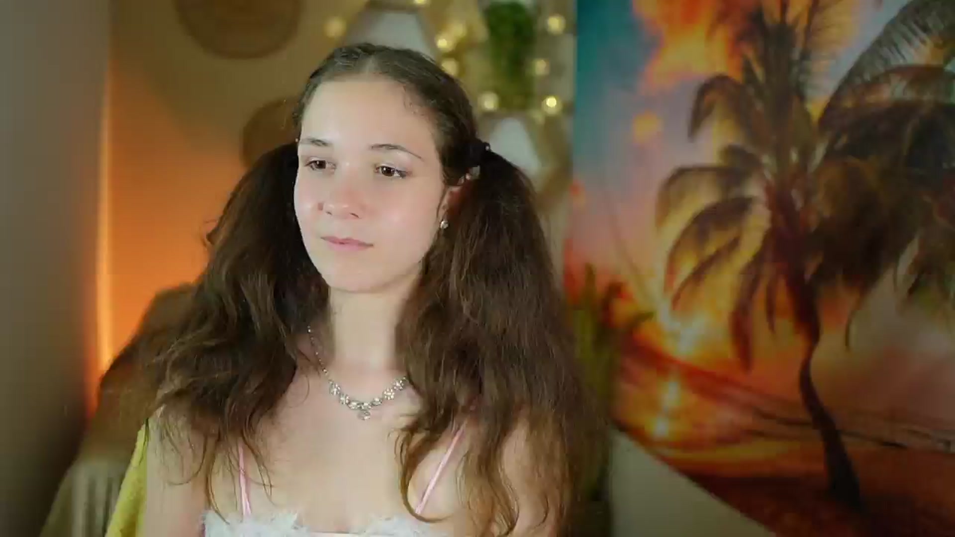 Gallery image thumbnail from Ava__Taylor_'s myfreecams stream on, 09/07/2024, 16:49 image 16 of 20