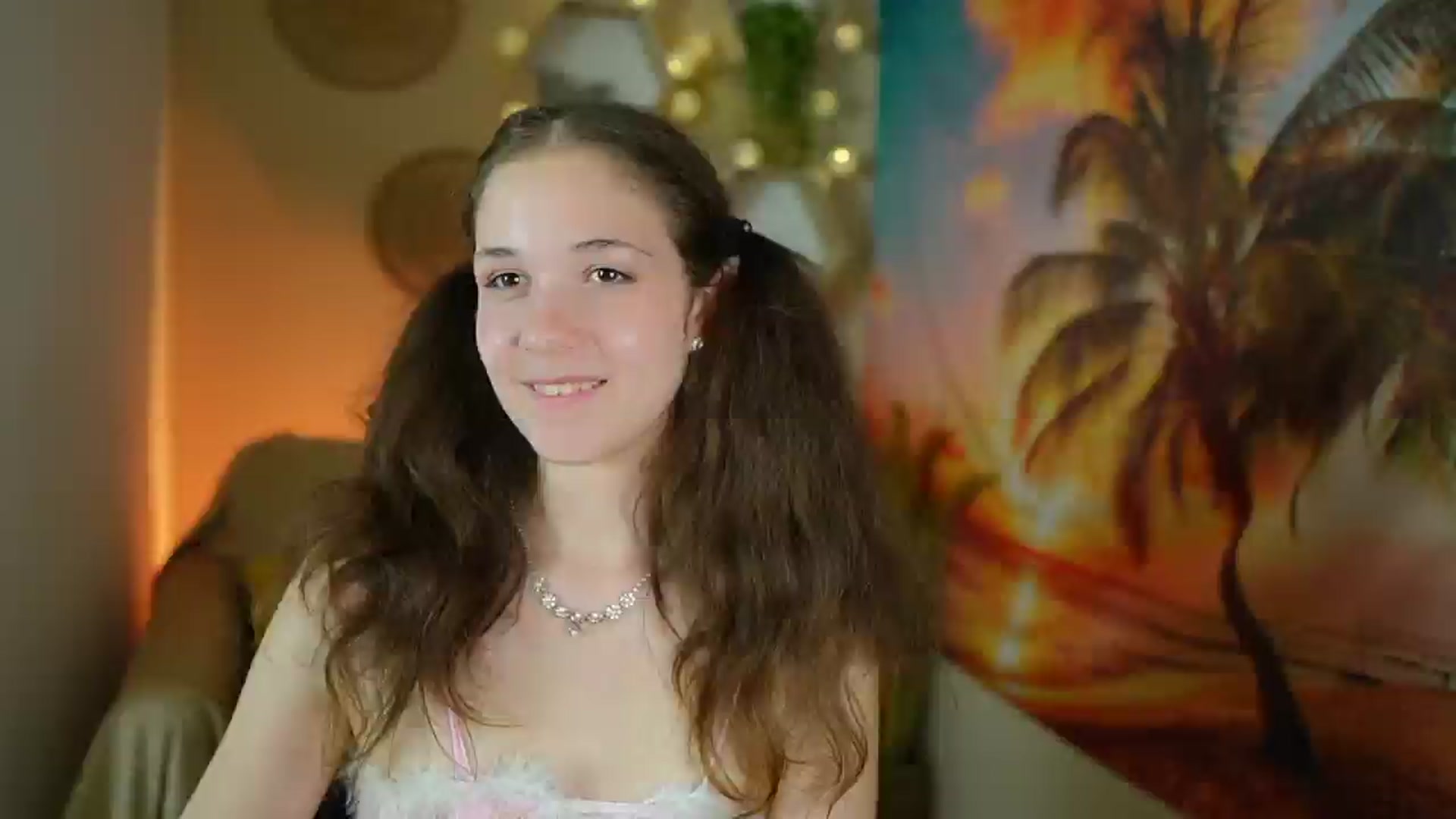 Gallery image thumbnail from Ava__Taylor_'s myfreecams stream on, 09/07/2024, 17:39 image 13 of 20