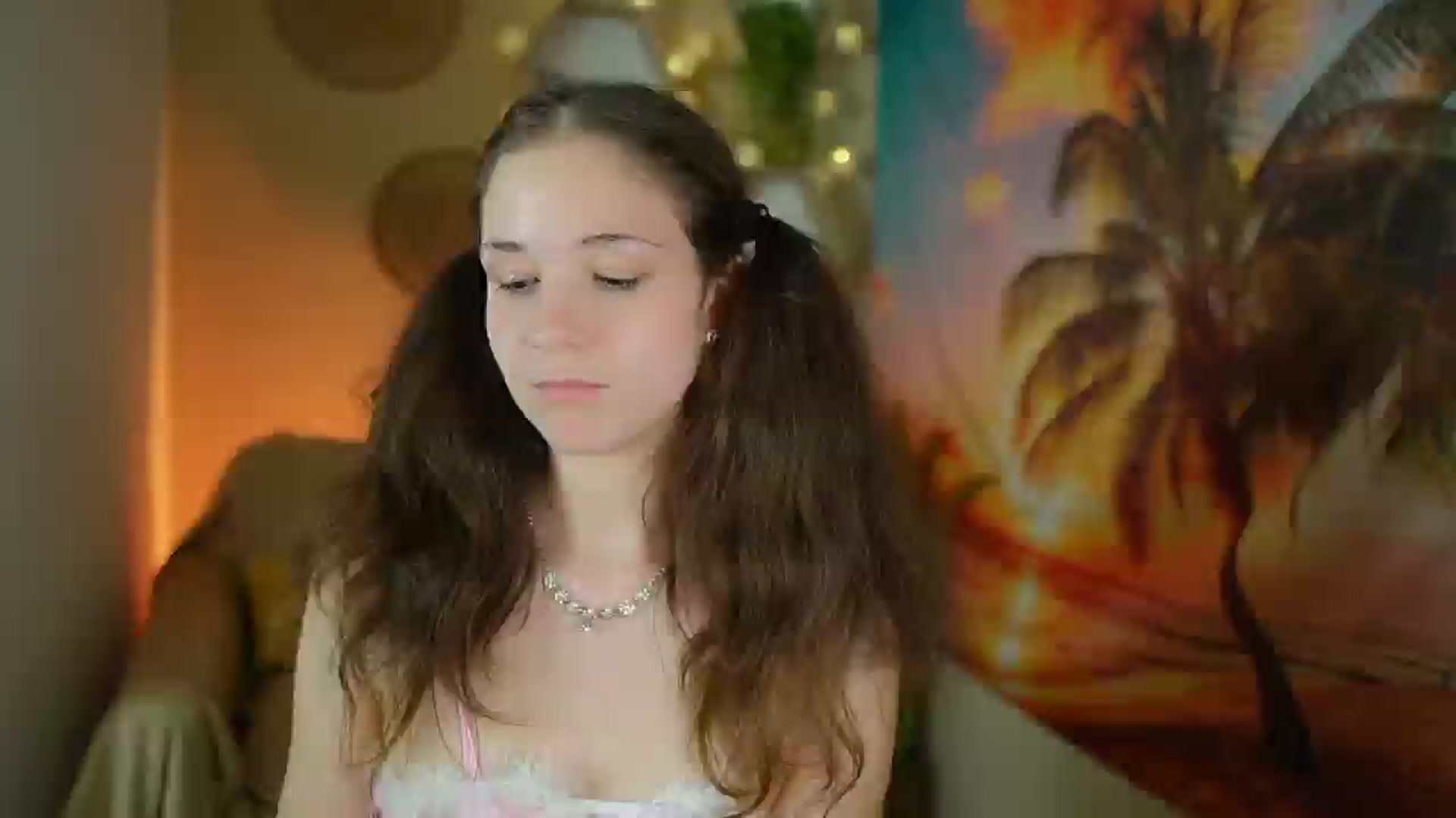 Gallery image thumbnail from Ava__Taylor_'s myfreecams stream on, 09/07/2024, 17:39 image 6 of 20