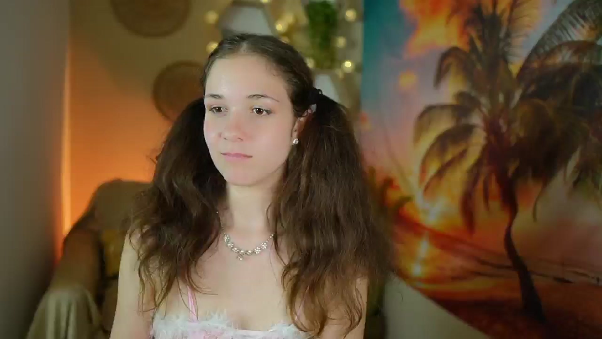 Gallery image thumbnail from Ava__Taylor_'s myfreecams stream on, 09/07/2024, 17:39 image 7 of 20