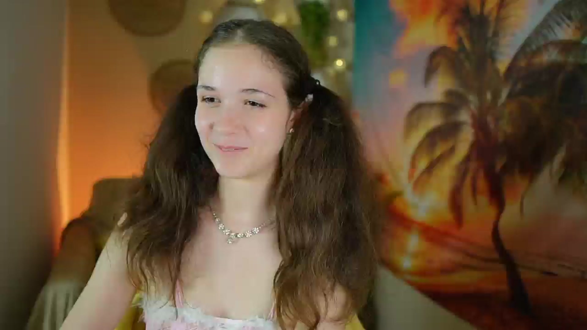 Gallery image thumbnail from Ava__Taylor_'s myfreecams stream on, 09/07/2024, 18:18 image 3 of 20