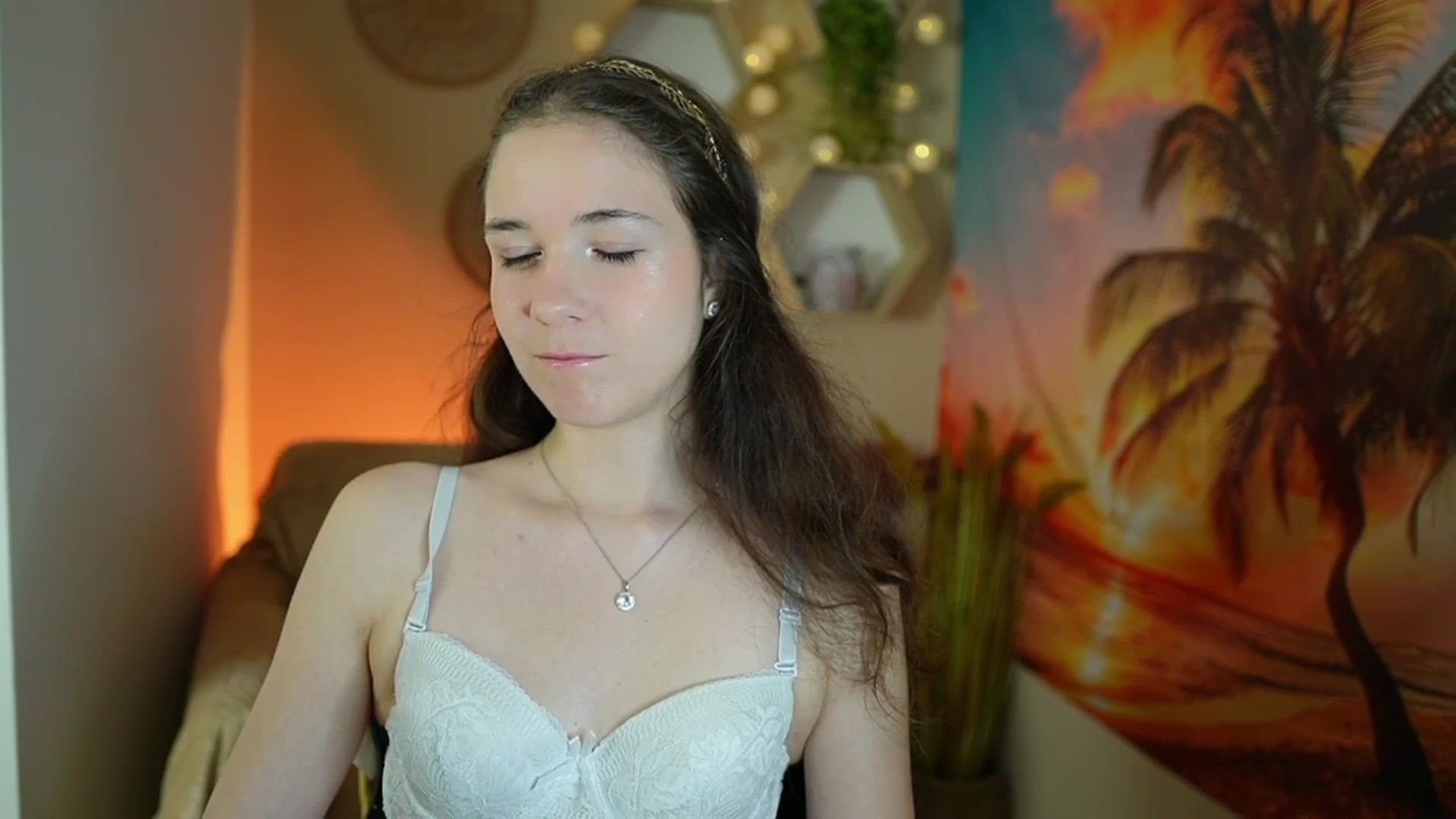 Gallery image thumbnail from Ava__Taylor_'s myfreecams stream on, 09/23/2024, 11:41 image 12 of 20