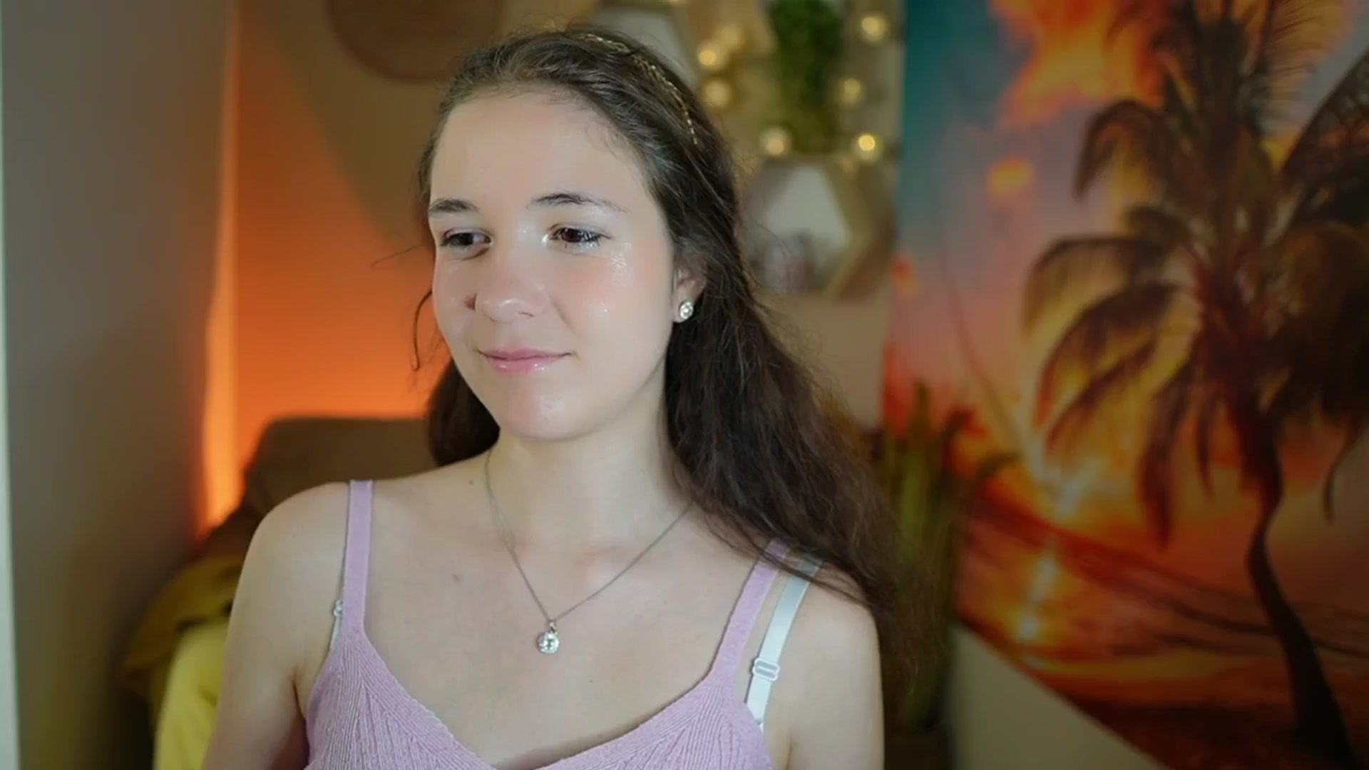 Gallery image thumbnail from Ava__Taylor_'s myfreecams stream on, 09/23/2024, 13:04 image 17 of 20