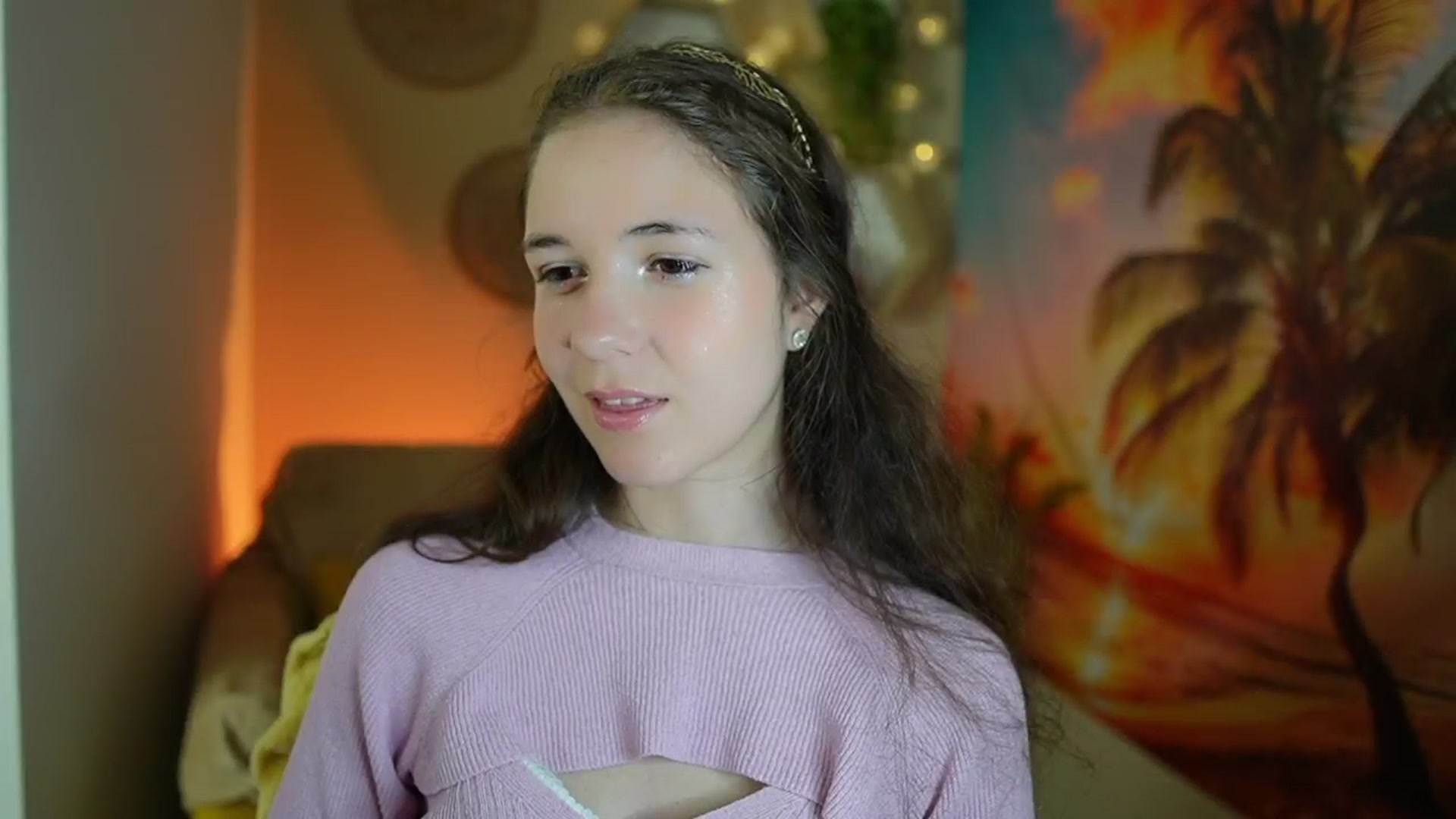 Gallery image thumbnail from Ava__Taylor_'s myfreecams stream on, 09/23/2024, 14:40 image 7 of 20