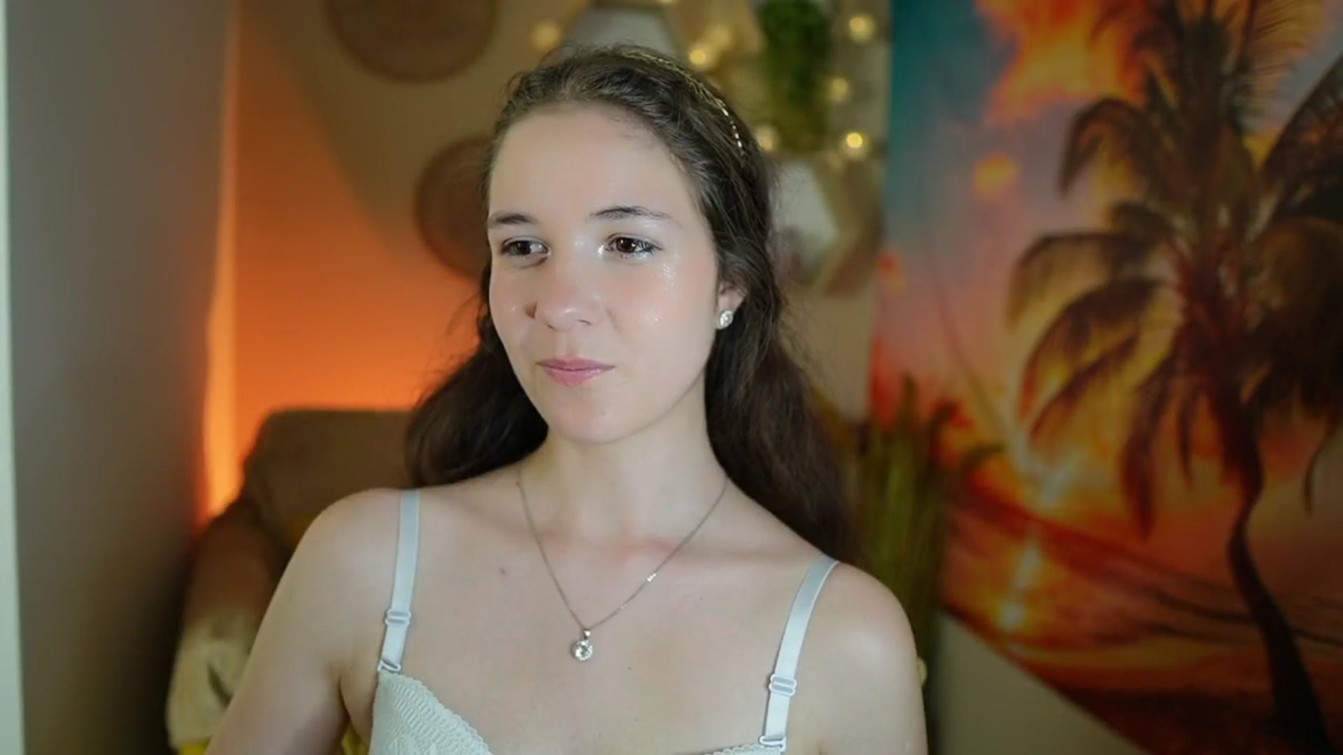 Gallery image thumbnail from Ava__Taylor_'s myfreecams stream on, 09/23/2024, 14:40 image 19 of 20