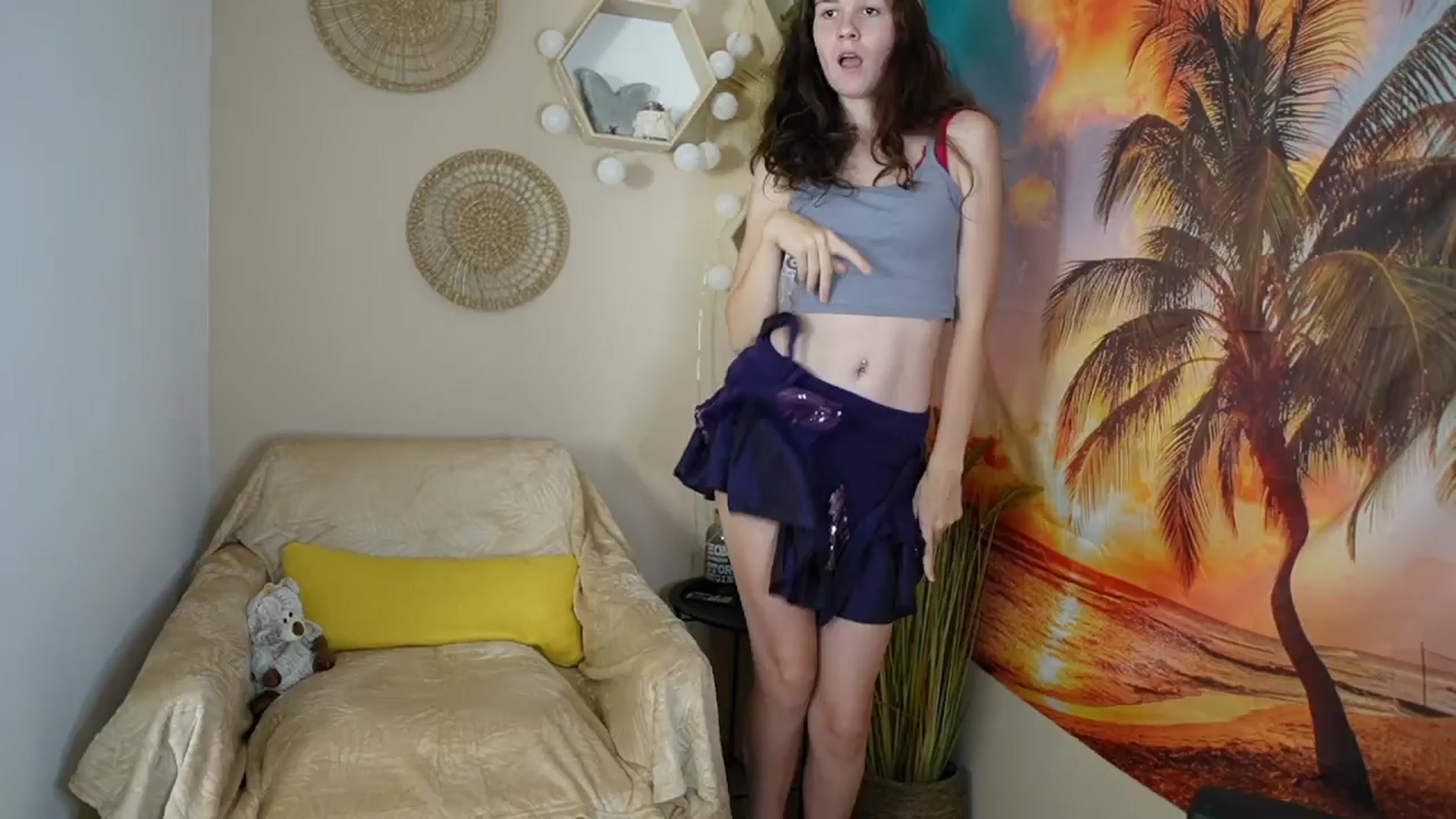 Gallery image thumbnail from Ava__Taylor_'s myfreecams stream on, 10/21/2024, 15:33 image 17 of 20