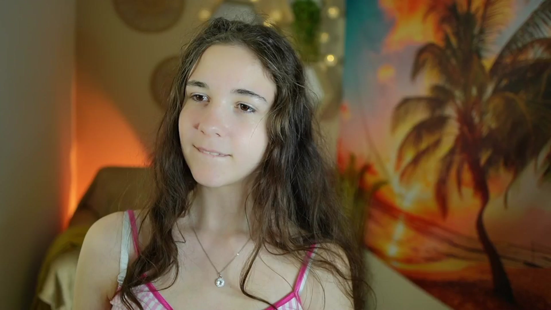 Gallery image thumbnail from Ava__Taylor_'s myfreecams stream on, 10/26/2024, 08:35 image 7 of 20