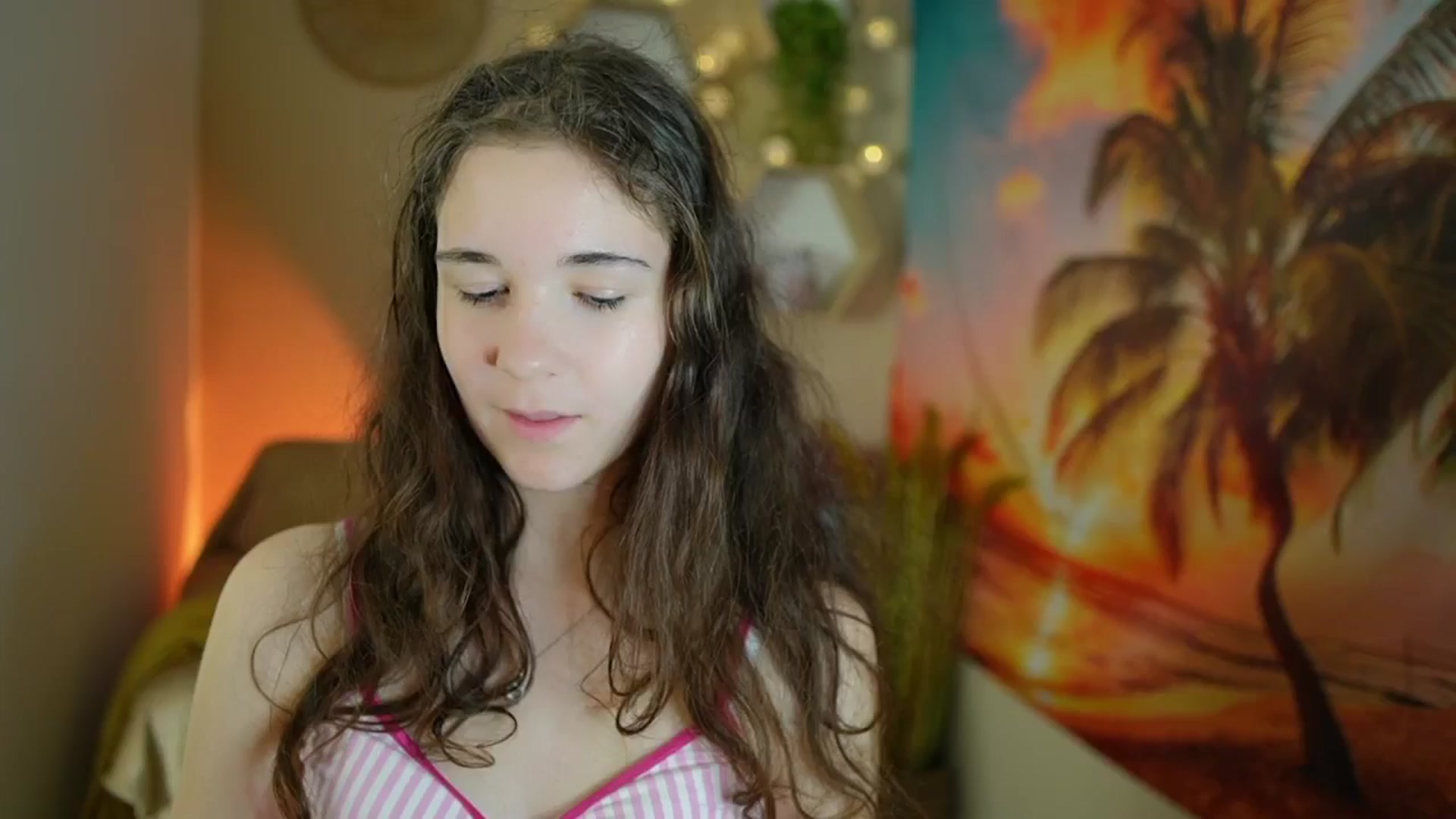 Gallery image thumbnail from Ava__Taylor_'s myfreecams stream on, 10/26/2024, 08:35 image 18 of 20