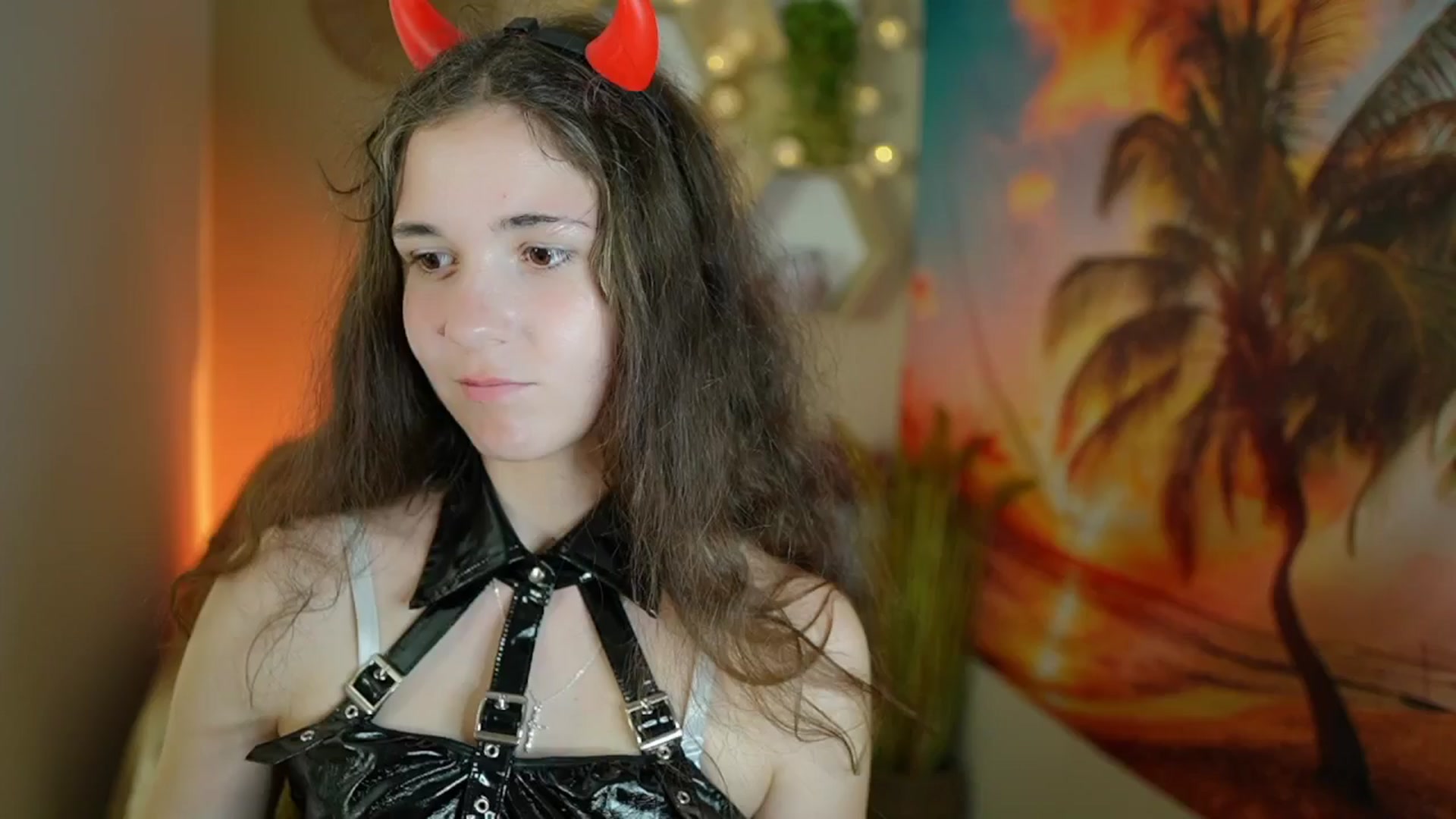 Gallery image thumbnail from Ava__Taylor_'s myfreecams stream on, 10/31/2024, 20:21 image 7 of 20