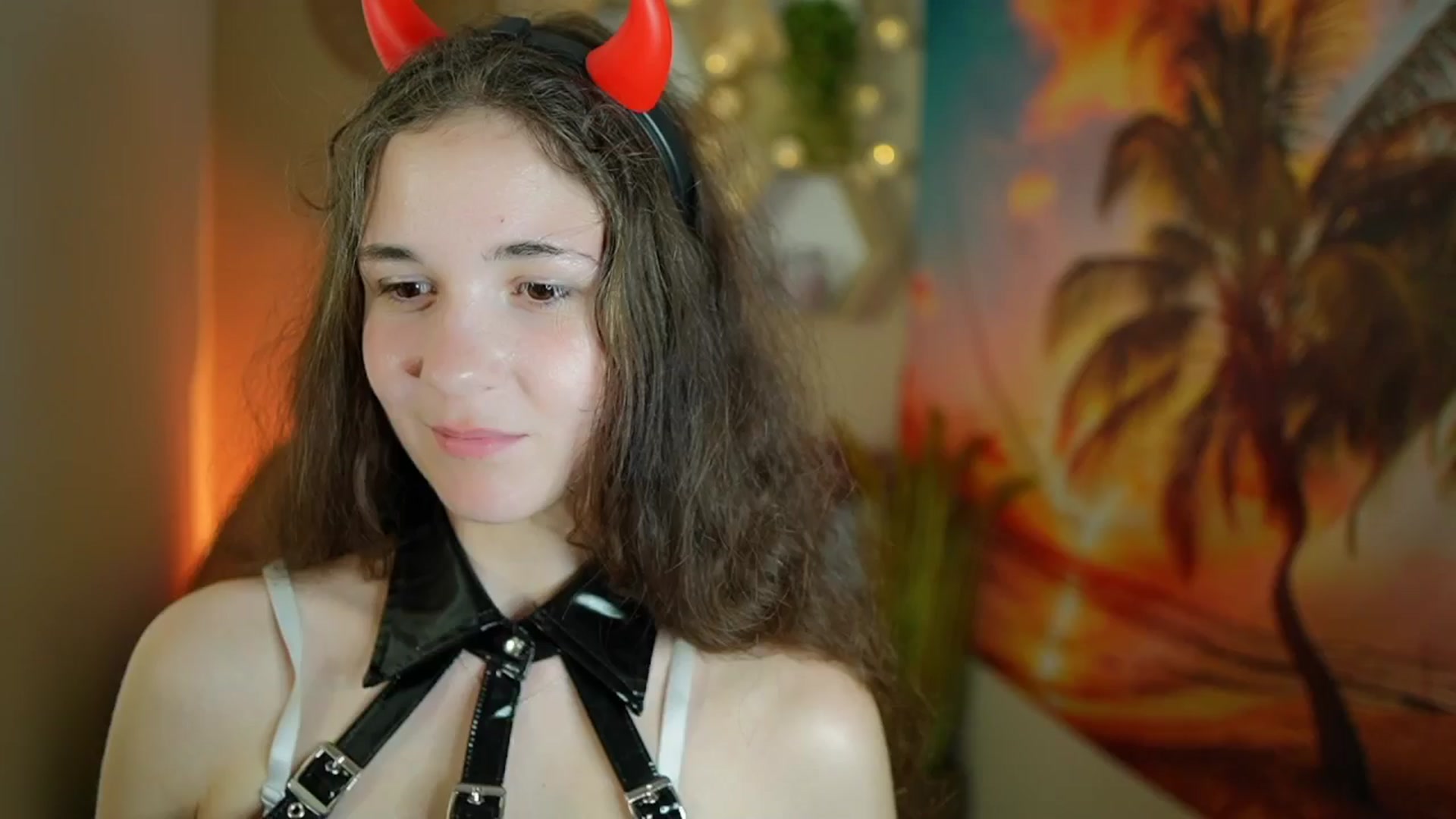 Gallery image thumbnail from Ava__Taylor_'s myfreecams stream on, 10/31/2024, 22:36 image 8 of 20