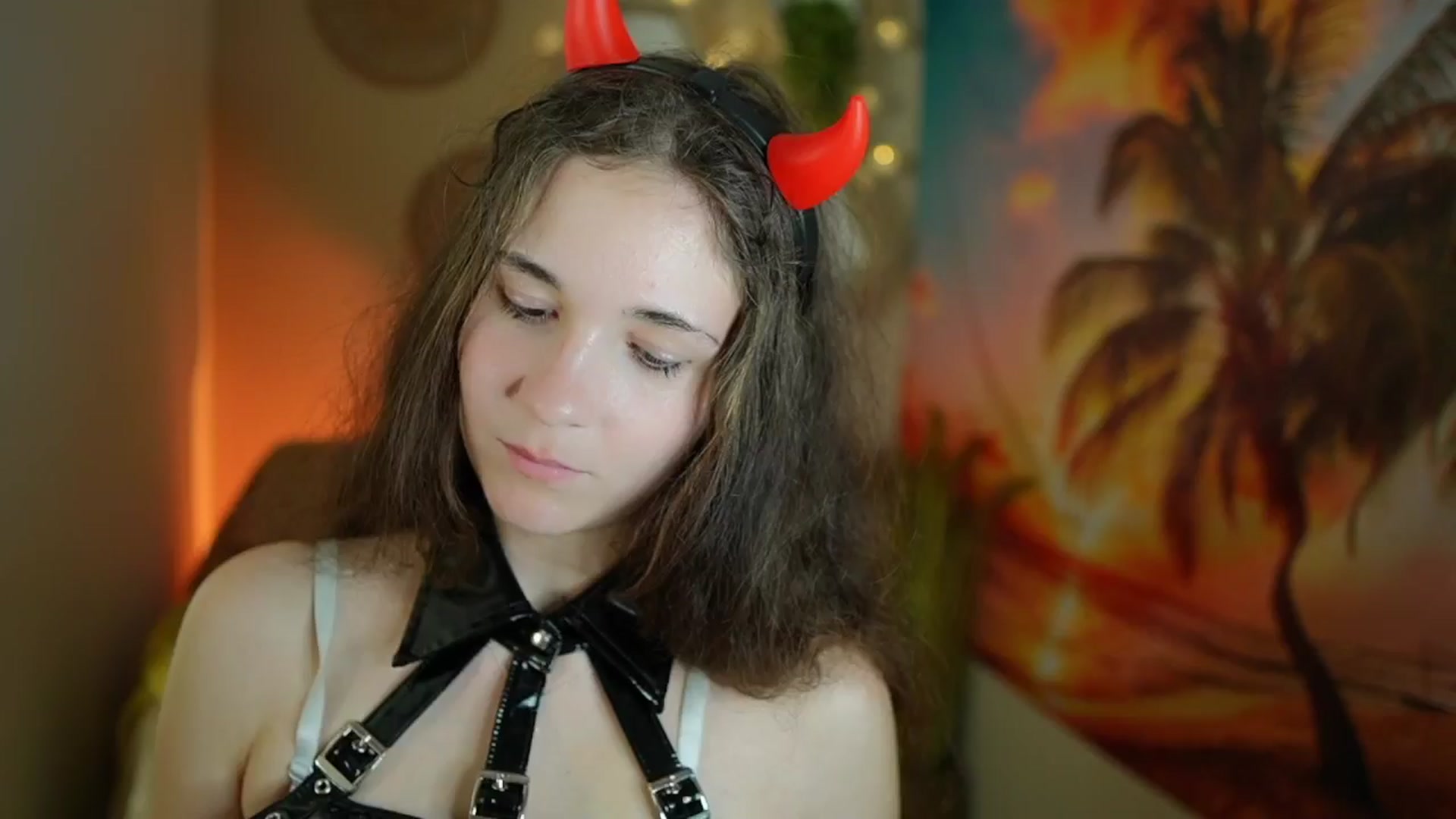Gallery image thumbnail from Ava__Taylor_'s myfreecams stream on, 10/31/2024, 22:36 image 10 of 20