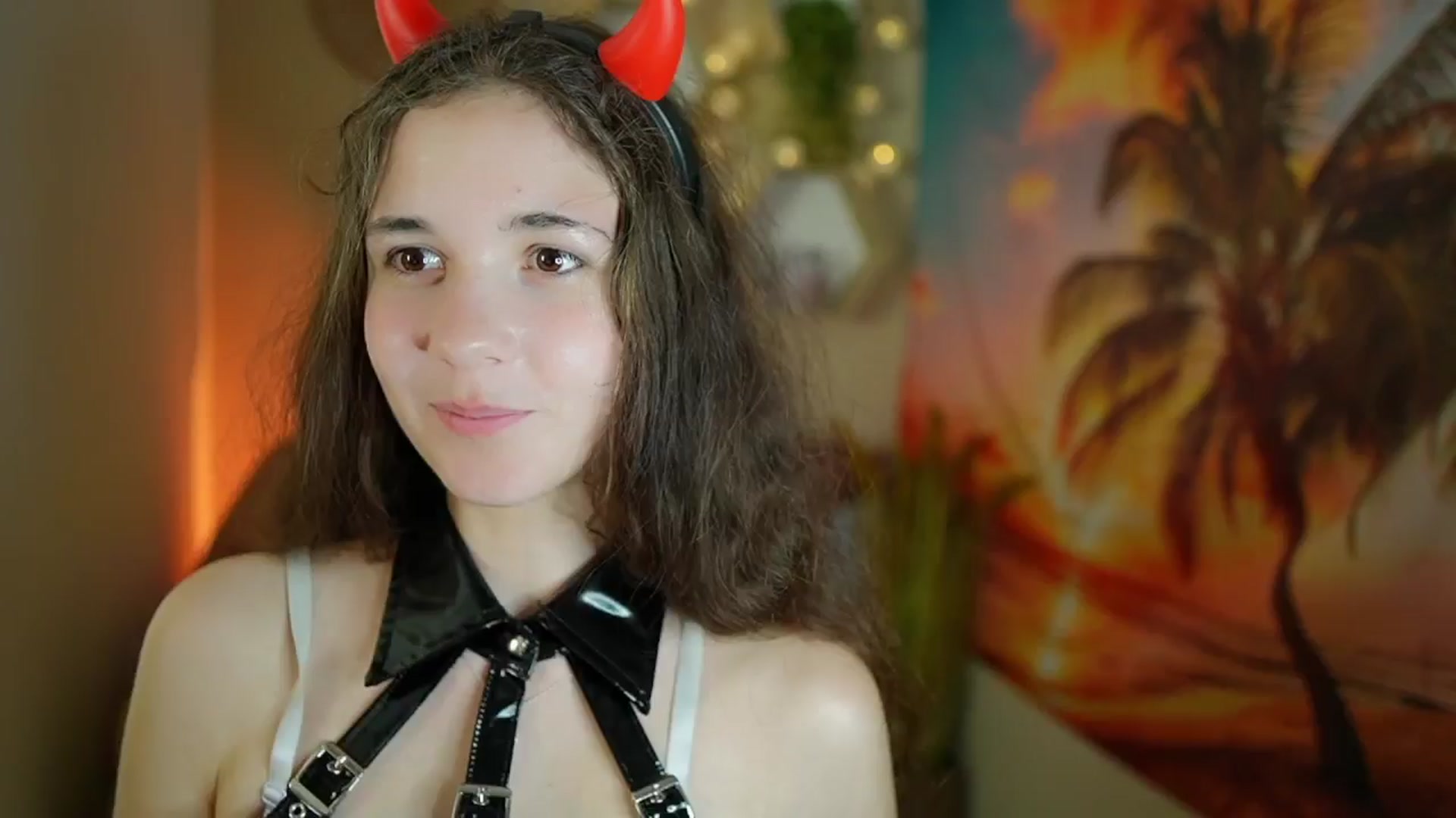 Gallery image thumbnail from Ava__Taylor_'s myfreecams stream on, 10/31/2024, 22:36 image 7 of 20