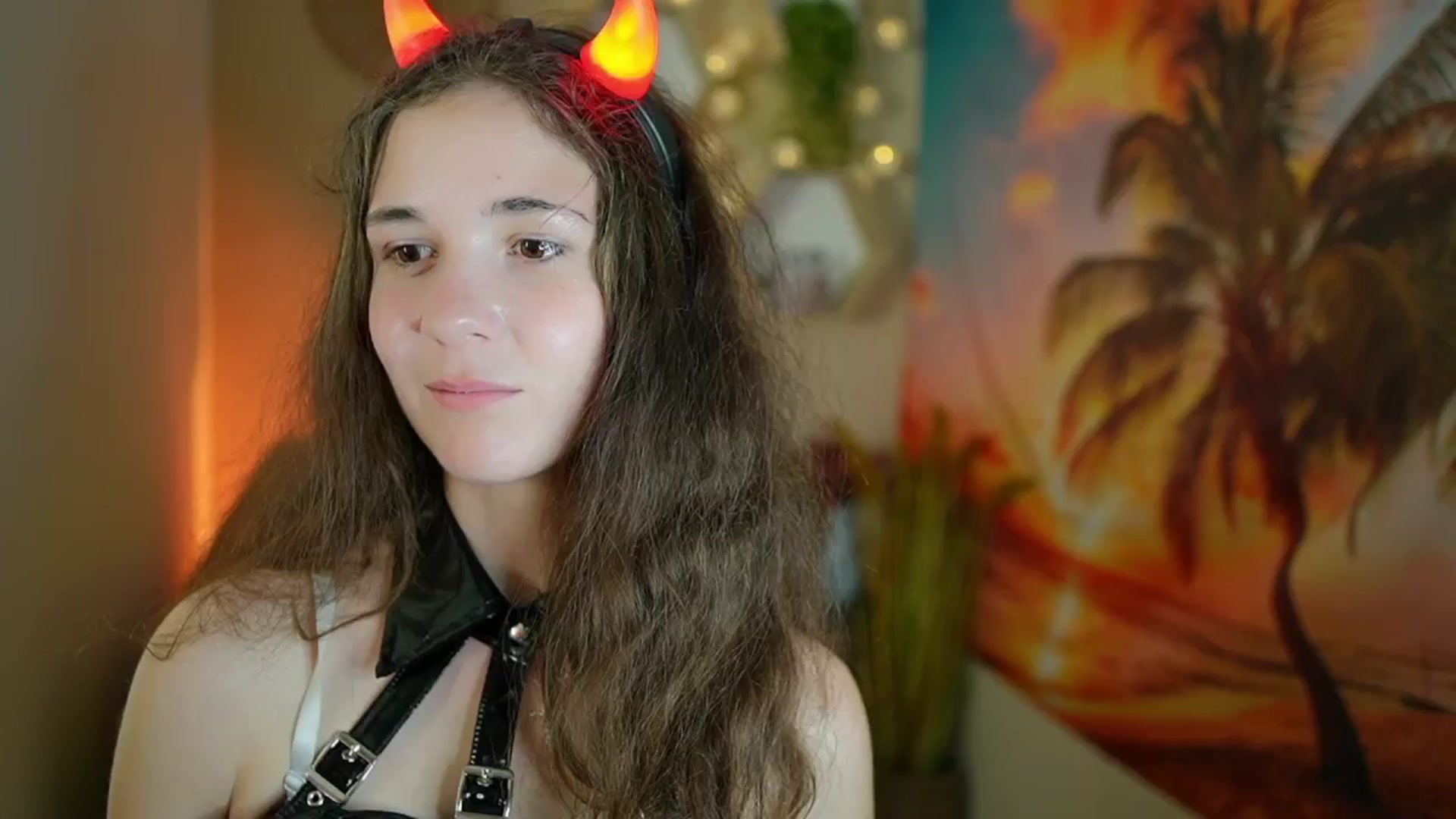 Gallery image thumbnail from Ava__Taylor_'s myfreecams stream on, 10/31/2024, 22:36 image 16 of 20