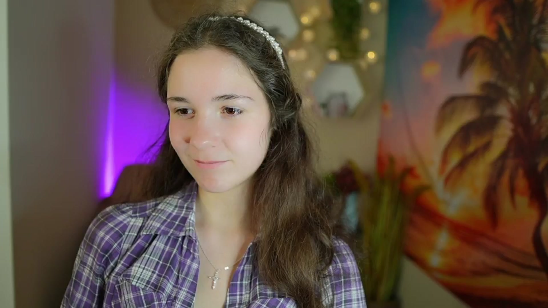 Gallery image thumbnail from Ava__Taylor_'s myfreecams stream on, 11/18/2024, 16:25 image 17 of 20