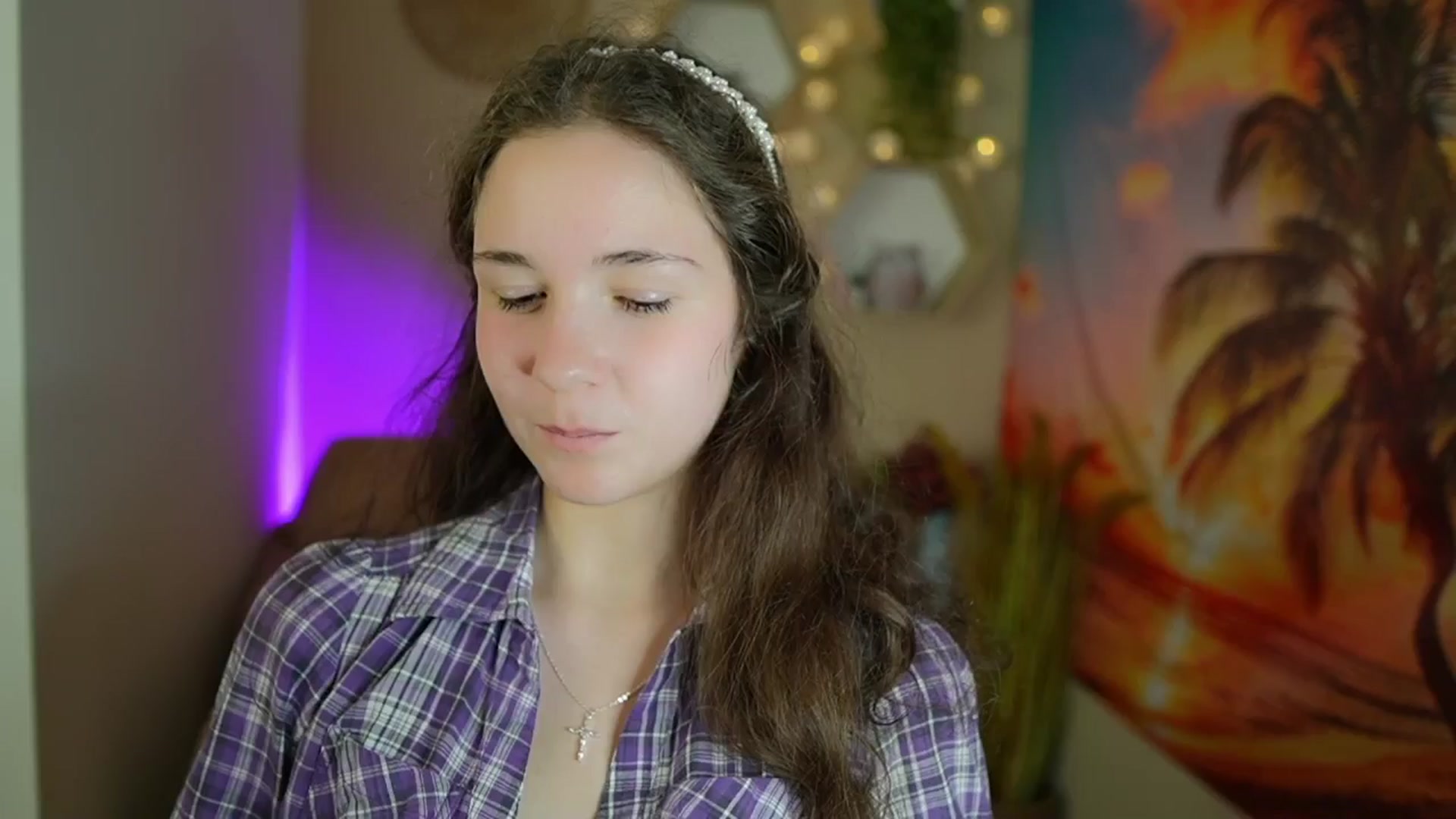 Gallery image thumbnail from Ava__Taylor_'s myfreecams stream on, 11/18/2024, 16:25 image 16 of 20