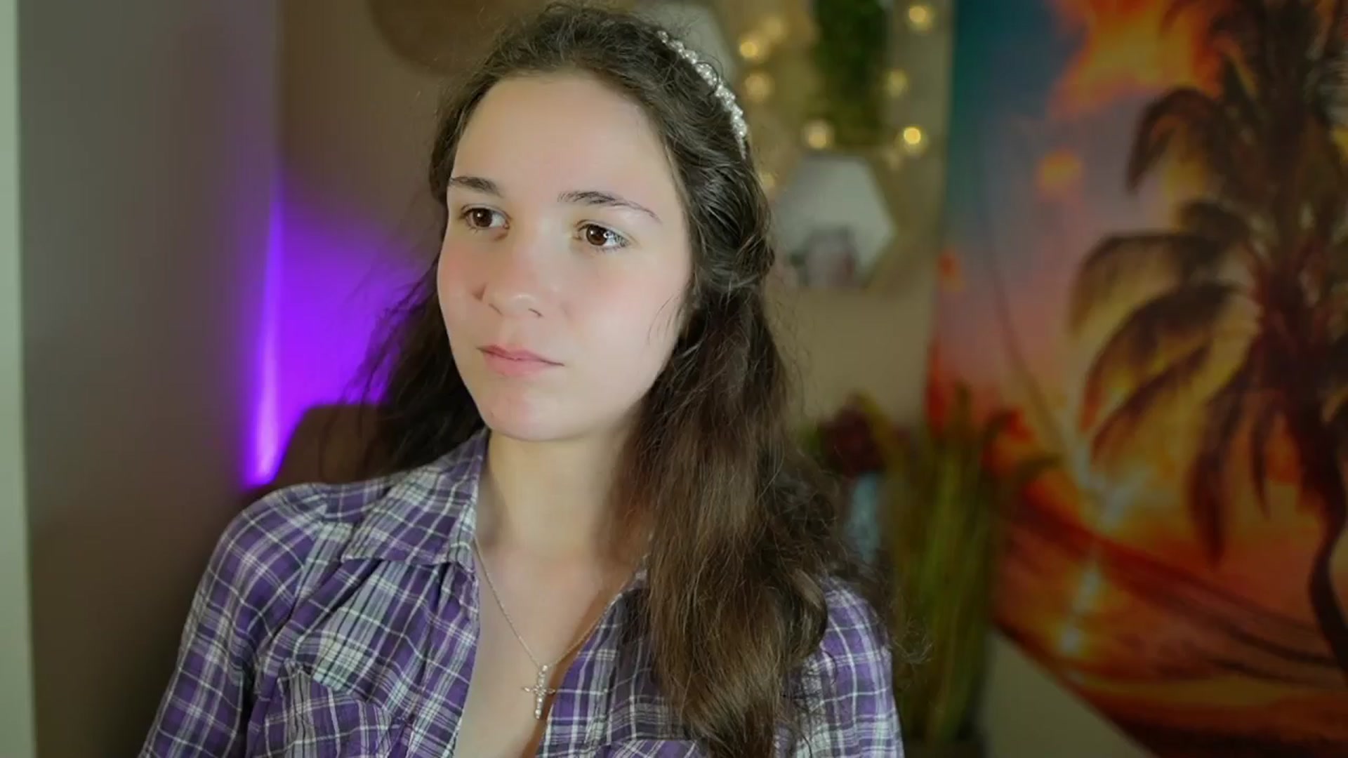 Gallery image thumbnail from Ava__Taylor_'s myfreecams stream on, 11/18/2024, 16:25 image 12 of 20
