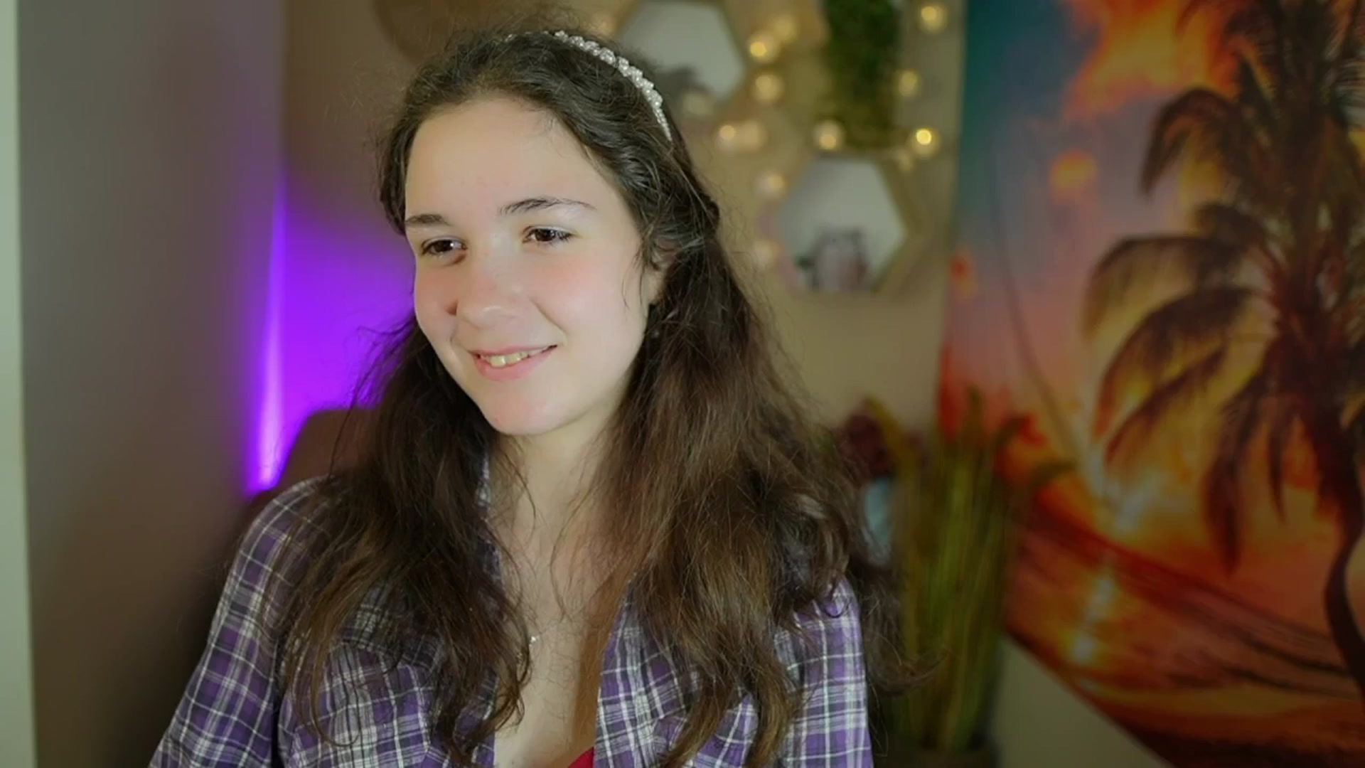Gallery image thumbnail from Ava__Taylor_'s myfreecams stream on, 11/18/2024, 16:25 image 4 of 20