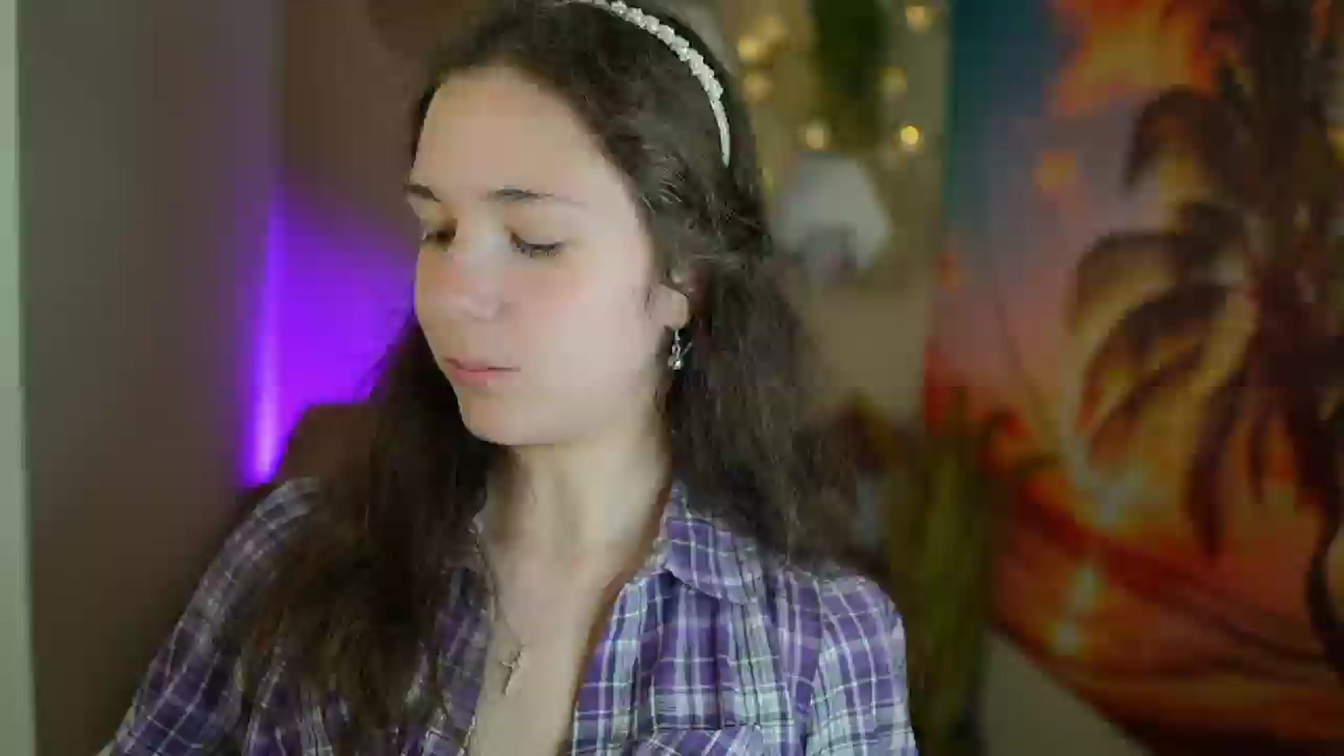 Gallery image thumbnail from Ava__Taylor_'s myfreecams stream on, 11/18/2024, 18:21 image 4 of 20