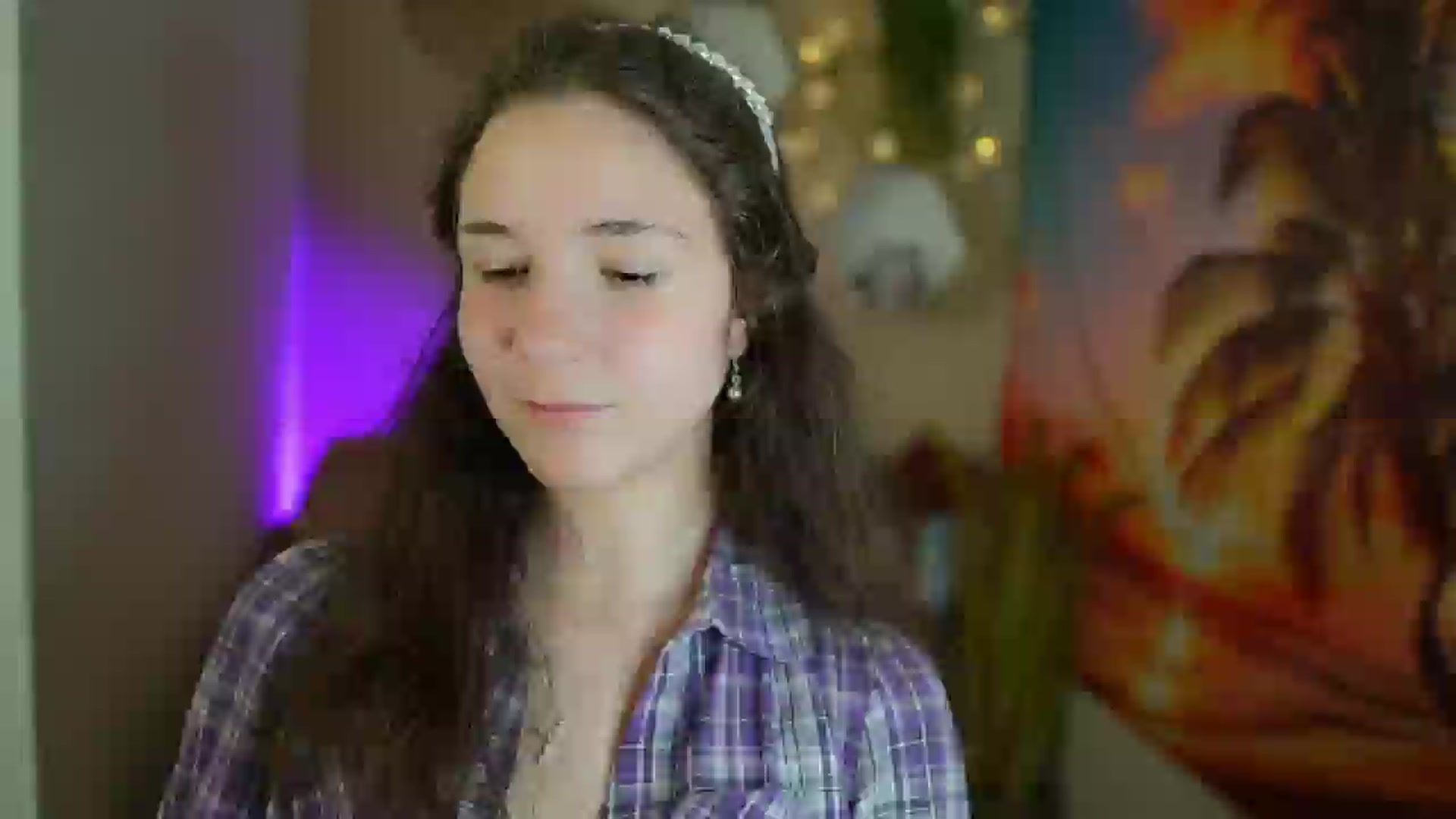 Gallery image thumbnail from Ava__Taylor_'s myfreecams stream on, 11/18/2024, 18:21 image 8 of 20