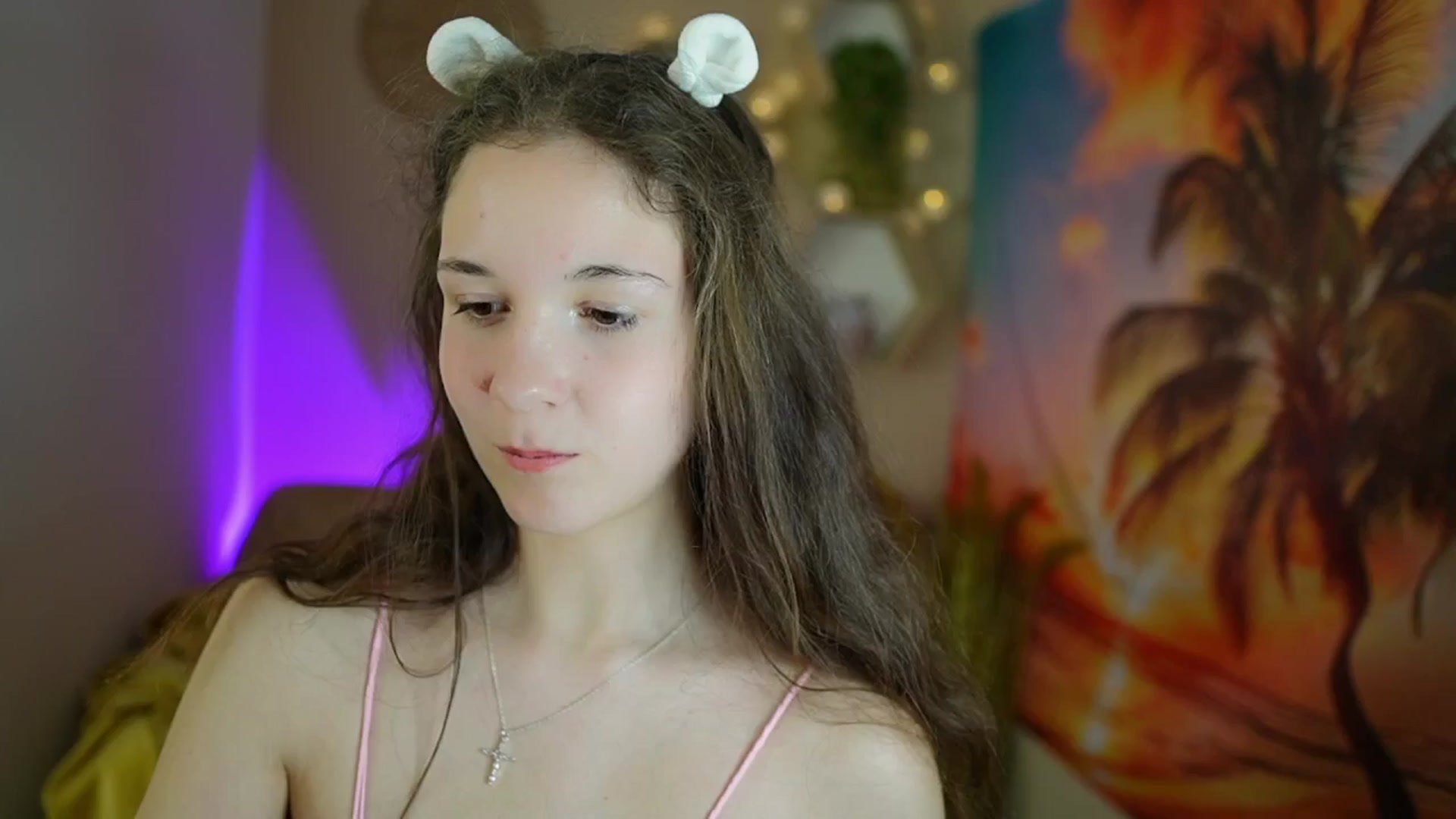 Gallery image thumbnail from Ava__Taylor_'s myfreecams stream on, 11/30/2024, 14:46 image 4 of 20