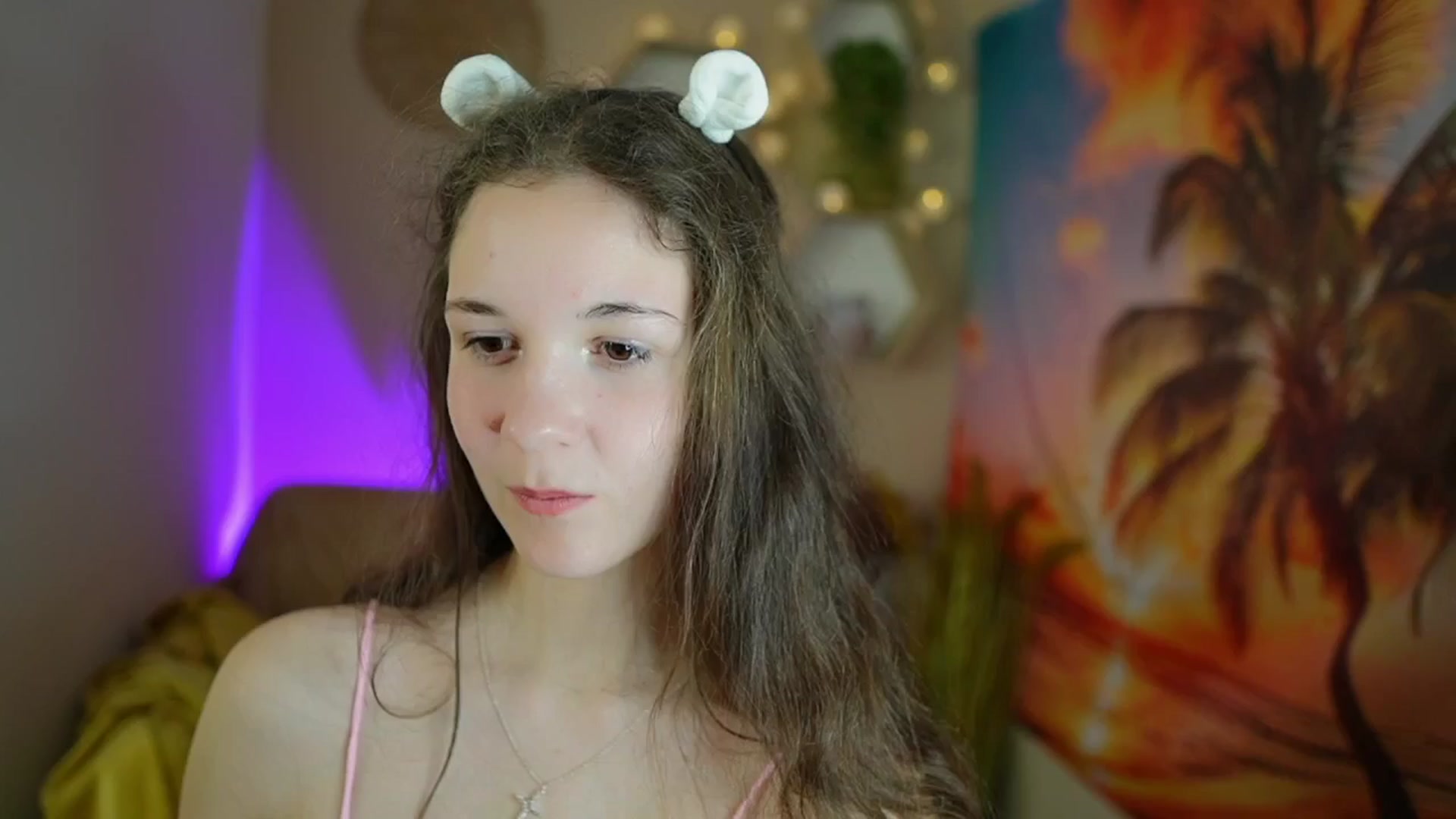Gallery image thumbnail from Ava__Taylor_'s myfreecams stream on, 11/30/2024, 14:46 image 9 of 20