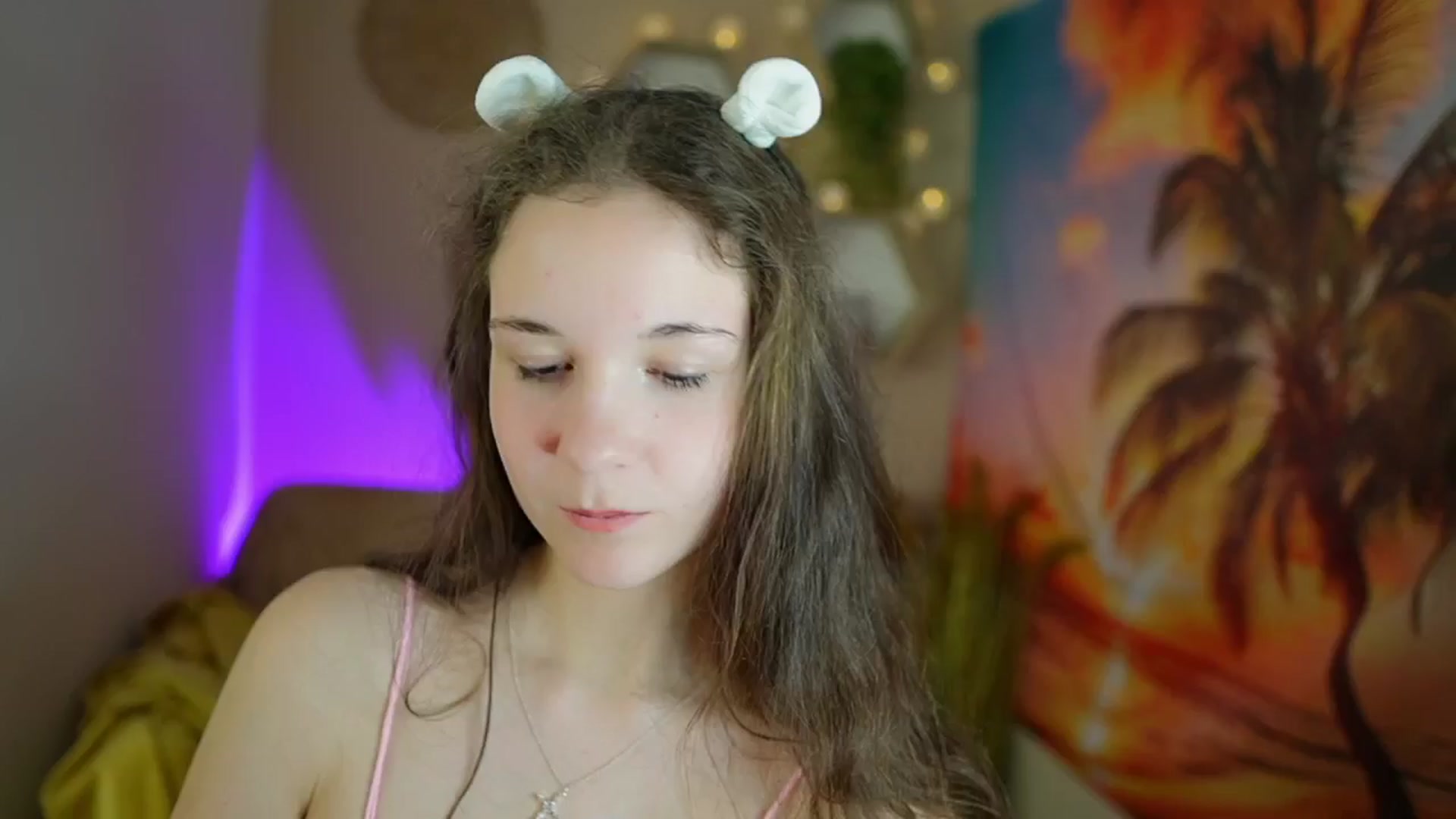 Gallery image thumbnail from Ava__Taylor_'s myfreecams stream on, 11/30/2024, 14:46 image 7 of 20