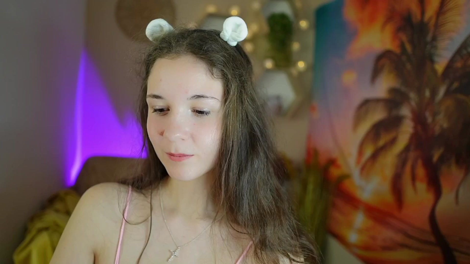 Gallery image thumbnail from Ava__Taylor_'s myfreecams stream on, 11/30/2024, 14:46 image 8 of 20