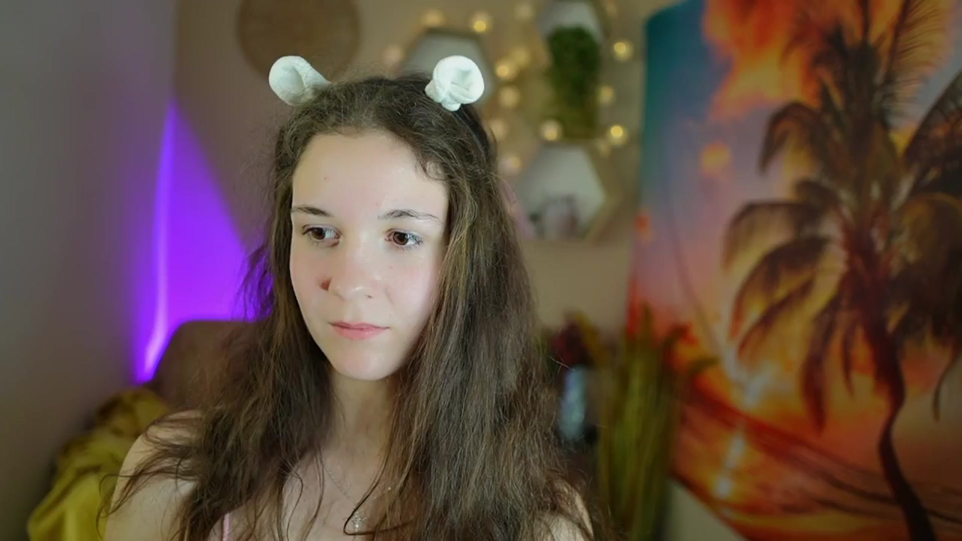 Gallery image thumbnail from Ava__Taylor_'s myfreecams stream on, 11/30/2024, 15:51 image 14 of 20