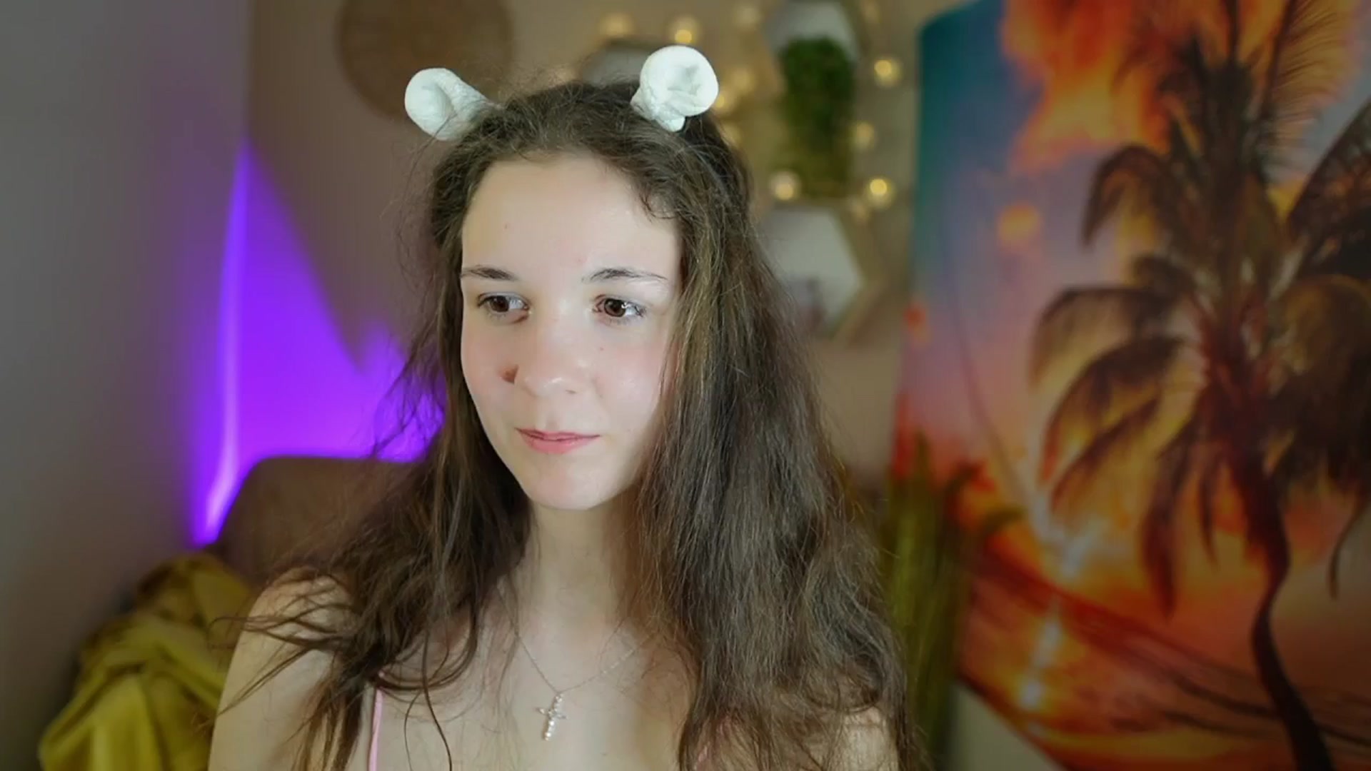 Gallery image thumbnail from Ava__Taylor_'s myfreecams stream on, 11/30/2024, 15:51 image 1 of 20