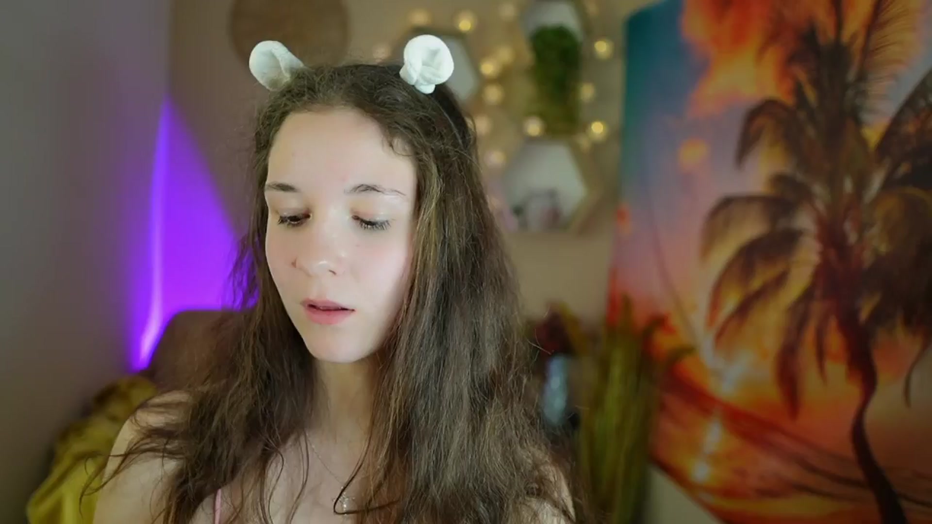 Gallery image thumbnail from Ava__Taylor_'s myfreecams stream on, 11/30/2024, 15:51 image 13 of 20