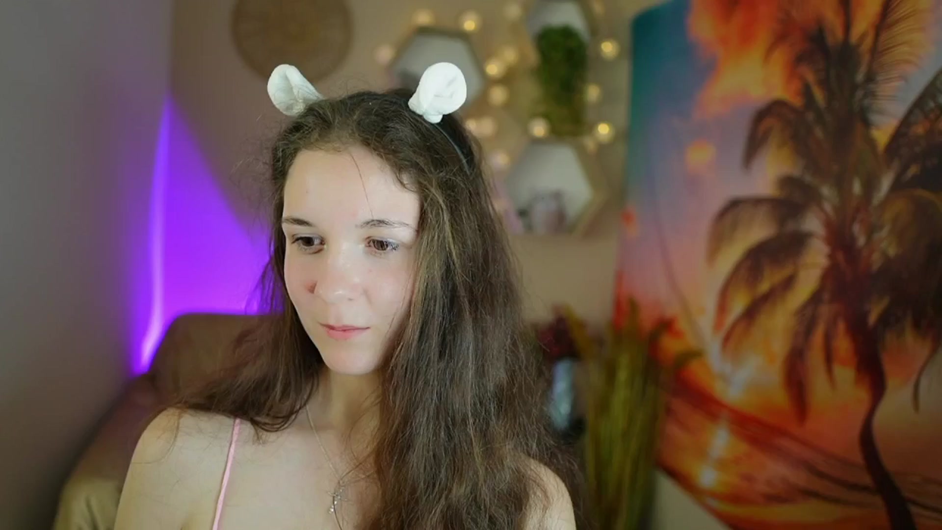 Gallery image thumbnail from Ava__Taylor_'s myfreecams stream on, 11/30/2024, 19:04 image 10 of 20