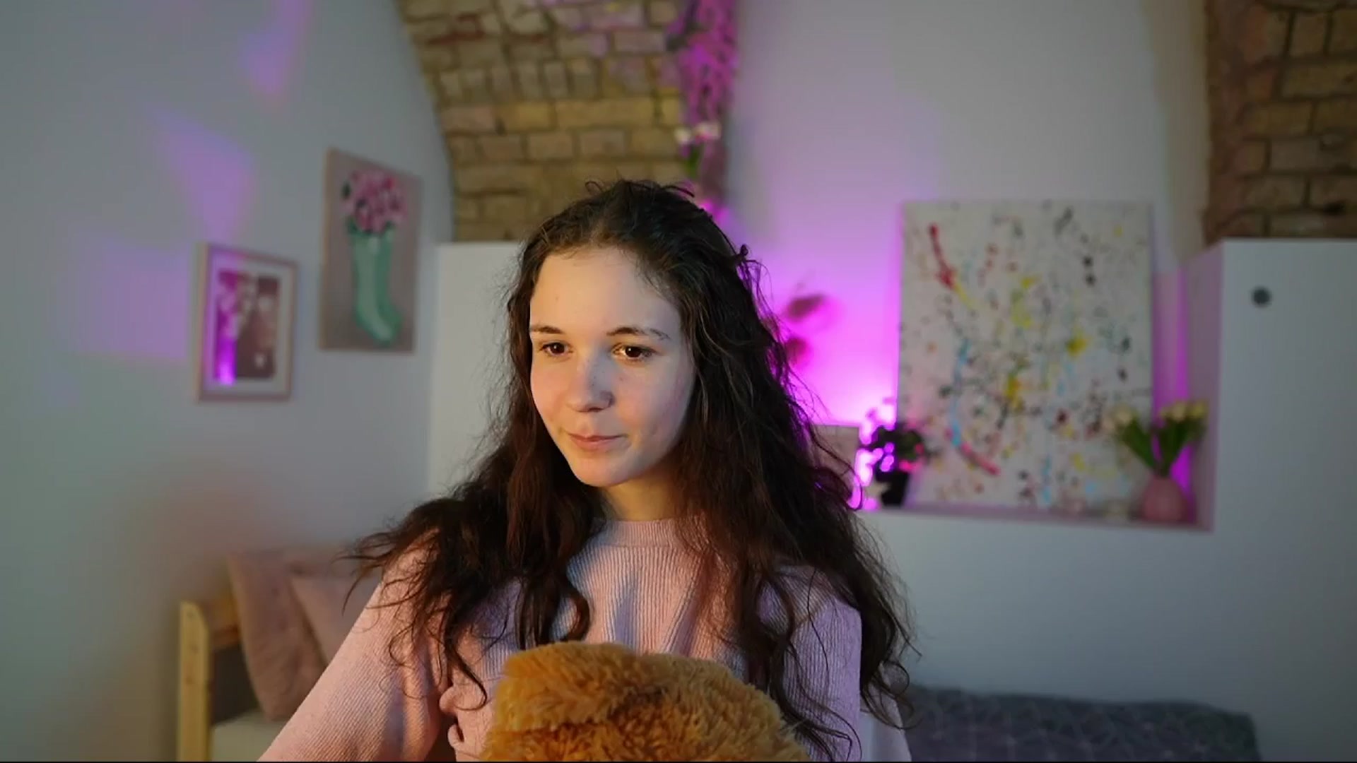 Gallery image thumbnail from Ava__Taylor_'s myfreecams stream on, 12/02/2024, 14:49 image 19 of 20