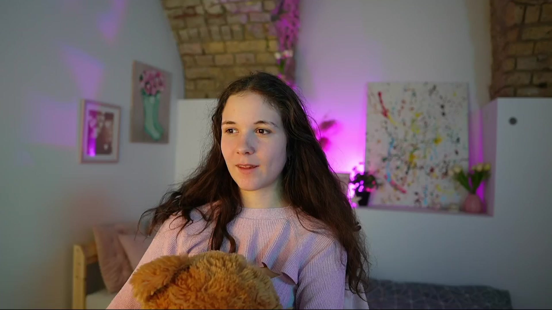 Gallery image thumbnail from Ava__Taylor_'s myfreecams stream on, 12/02/2024, 14:49 image 12 of 20