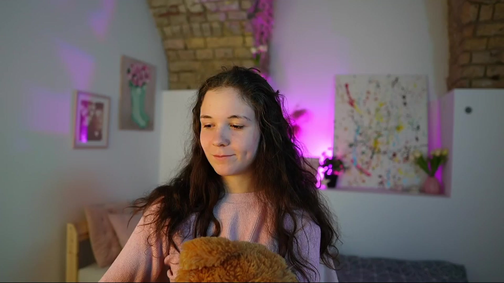 Gallery image thumbnail from Ava__Taylor_'s myfreecams stream on, 12/02/2024, 14:49 image 18 of 20