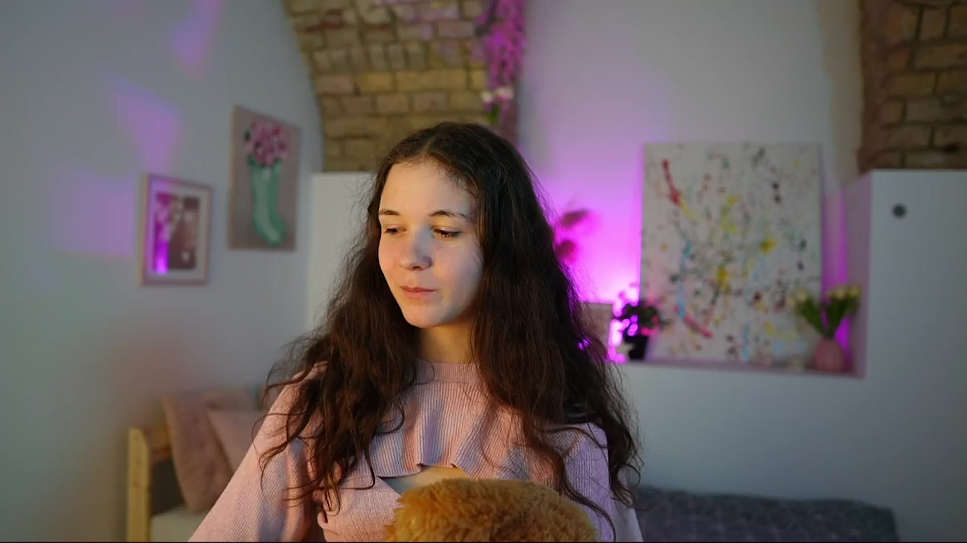 Gallery image thumbnail from Ava__Taylor_'s myfreecams stream on, 12/02/2024, 14:49 image 7 of 20