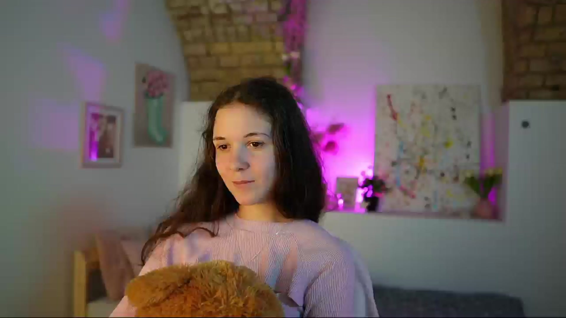 Gallery image thumbnail from Ava__Taylor_'s myfreecams stream on, 12/02/2024, 16:10 image 11 of 20