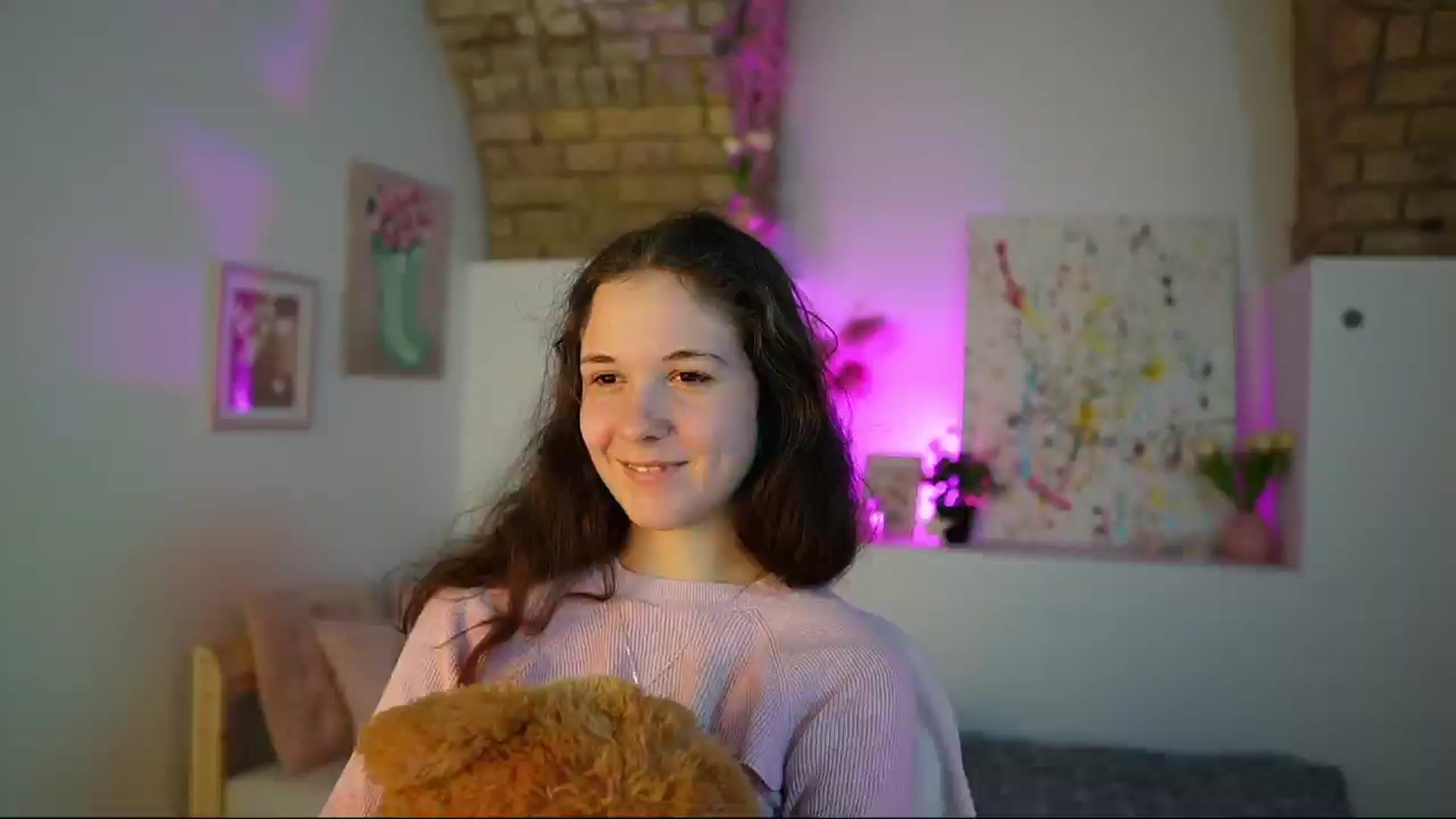 Gallery image thumbnail from Ava__Taylor_'s myfreecams stream on, 12/02/2024, 16:10 image 13 of 20