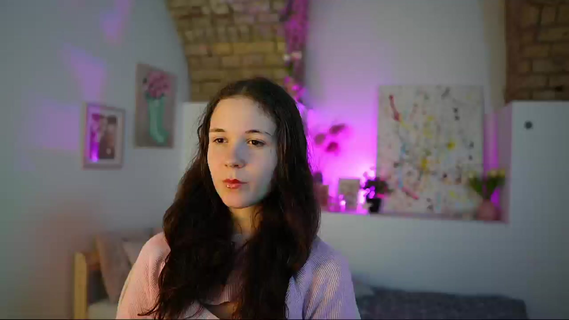Gallery image thumbnail from Ava__Taylor_'s myfreecams stream on, 12/02/2024, 16:53 image 2 of 20