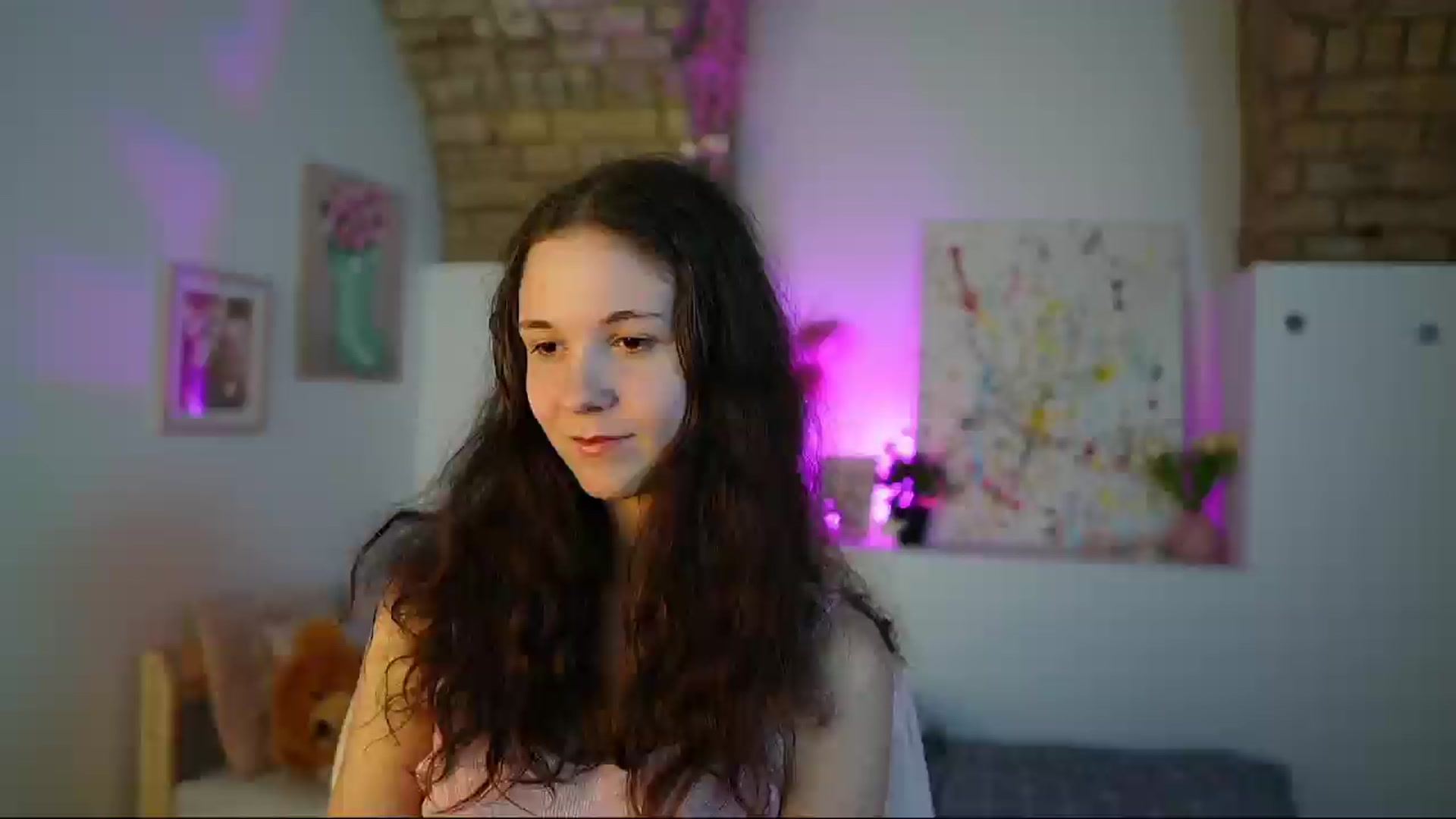 Gallery image thumbnail from Ava__Taylor_'s myfreecams stream on, 12/02/2024, 17:41 image 3 of 20