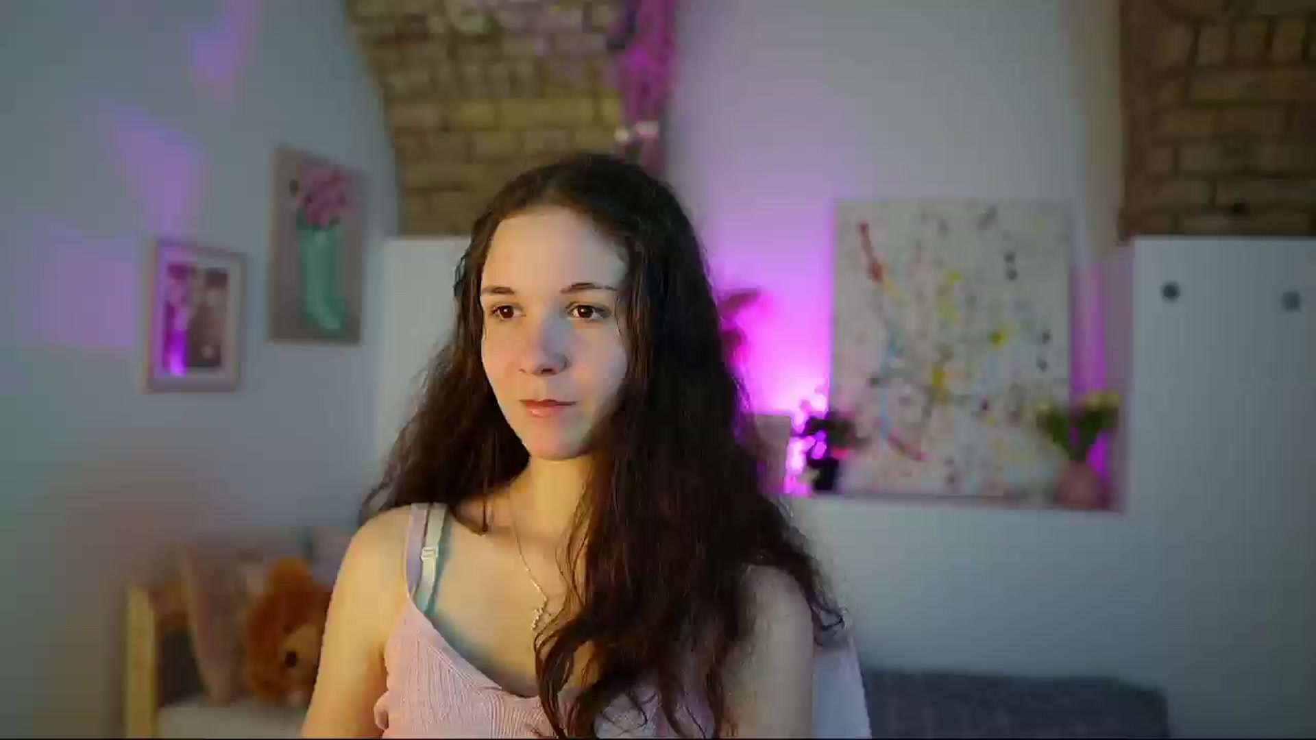 Gallery image thumbnail from Ava__Taylor_'s myfreecams stream on, 12/02/2024, 17:41 image 19 of 20