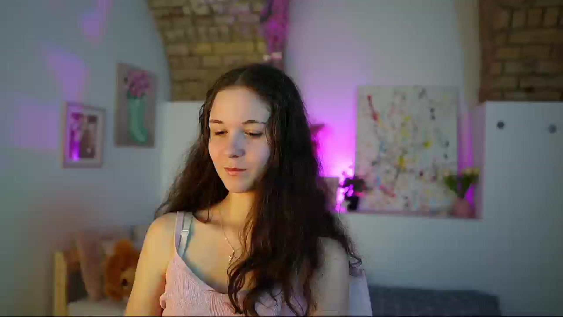 Gallery image thumbnail from Ava__Taylor_'s myfreecams stream on, 12/02/2024, 17:41 image 17 of 20