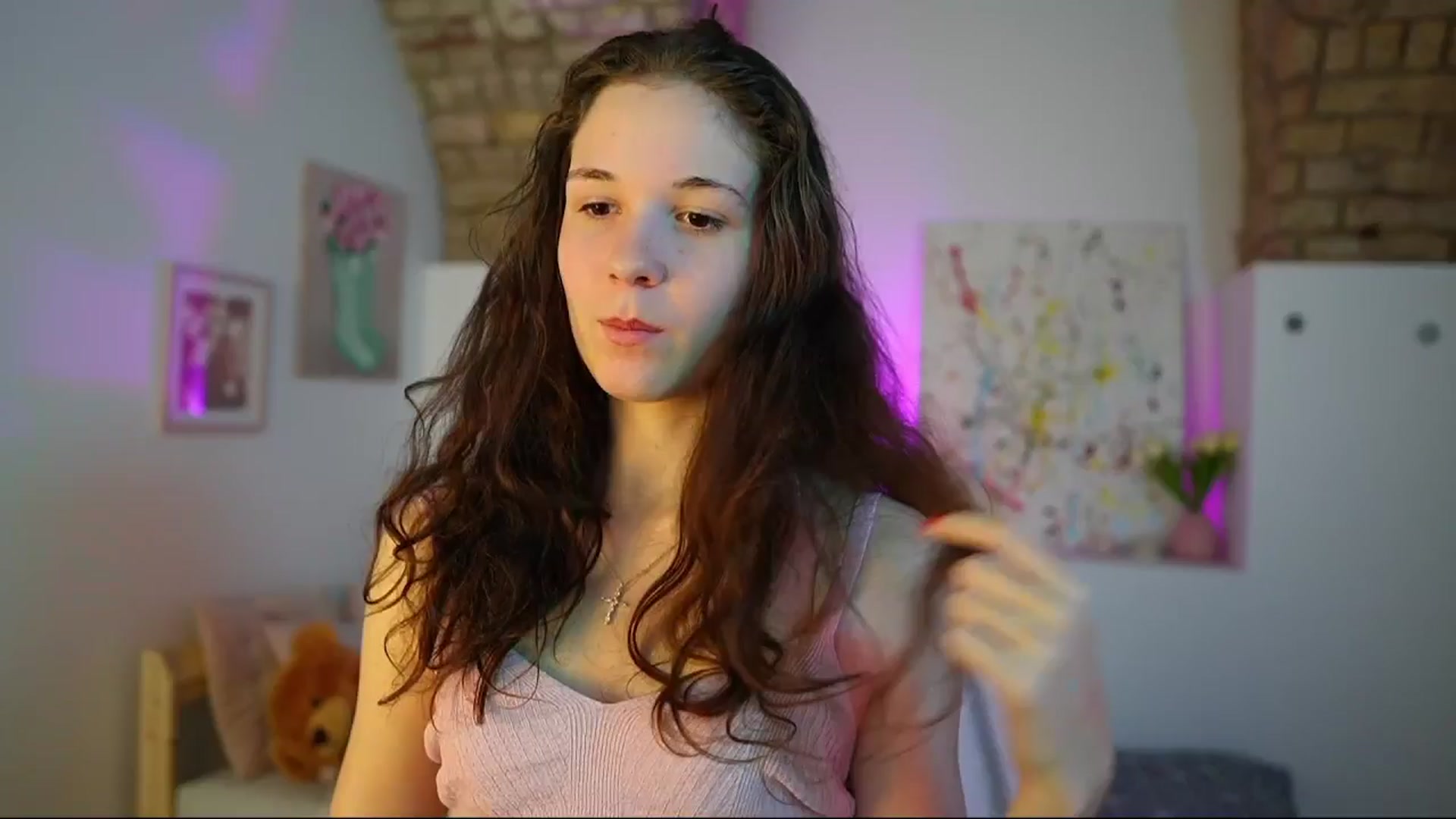 Gallery image thumbnail from Ava__Taylor_'s myfreecams stream on, 12/02/2024, 19:19 image 7 of 20