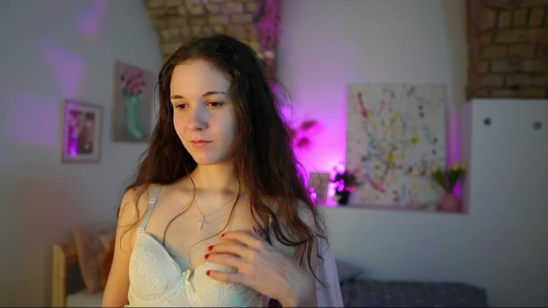 Gallery image thumbnail from Ava__Taylor_'s myfreecams stream on, 12/02/2024, 19:19 image 13 of 20